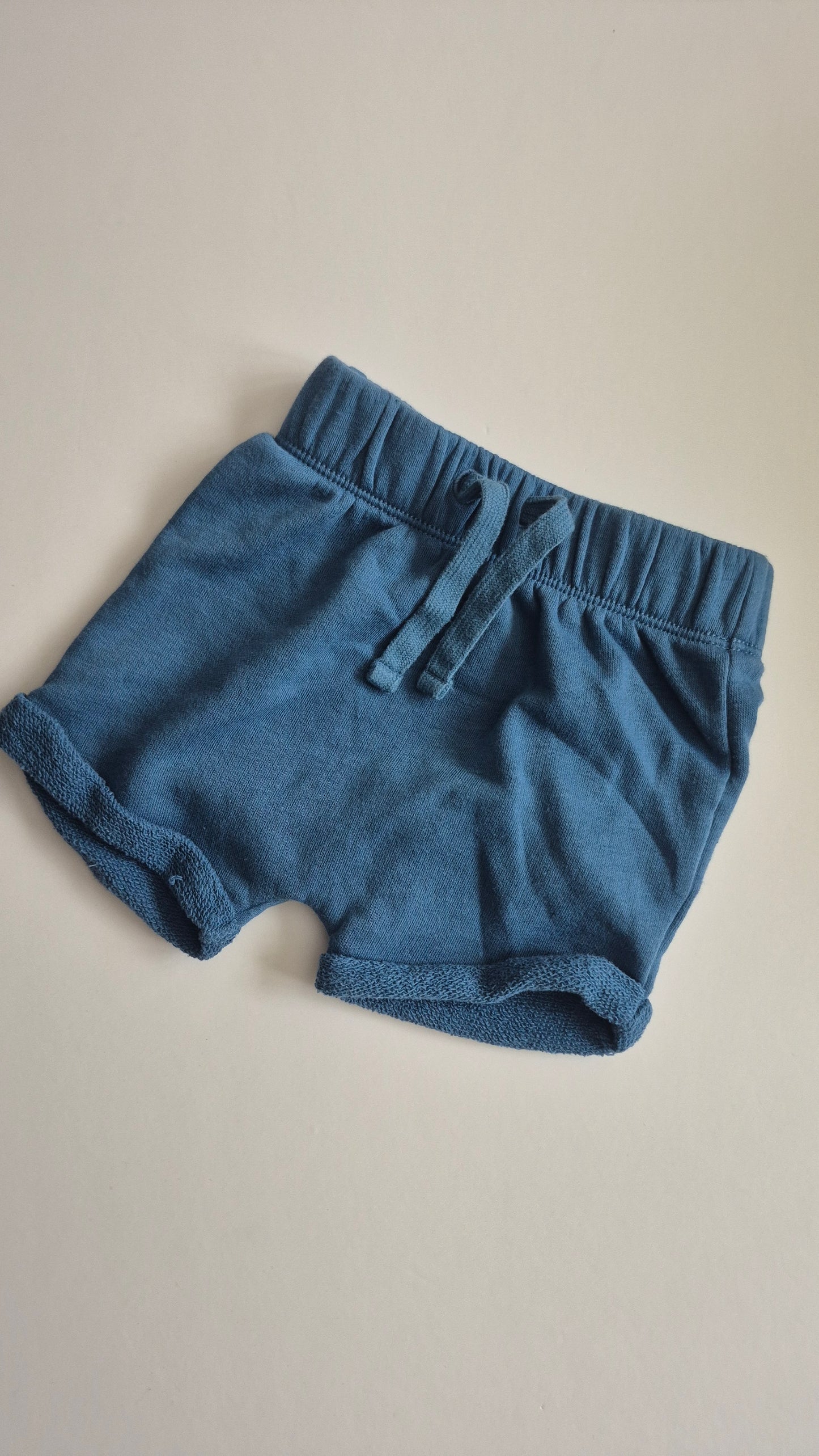 Culotte Courte 3-6 mois Baby Gap (Fait grand)