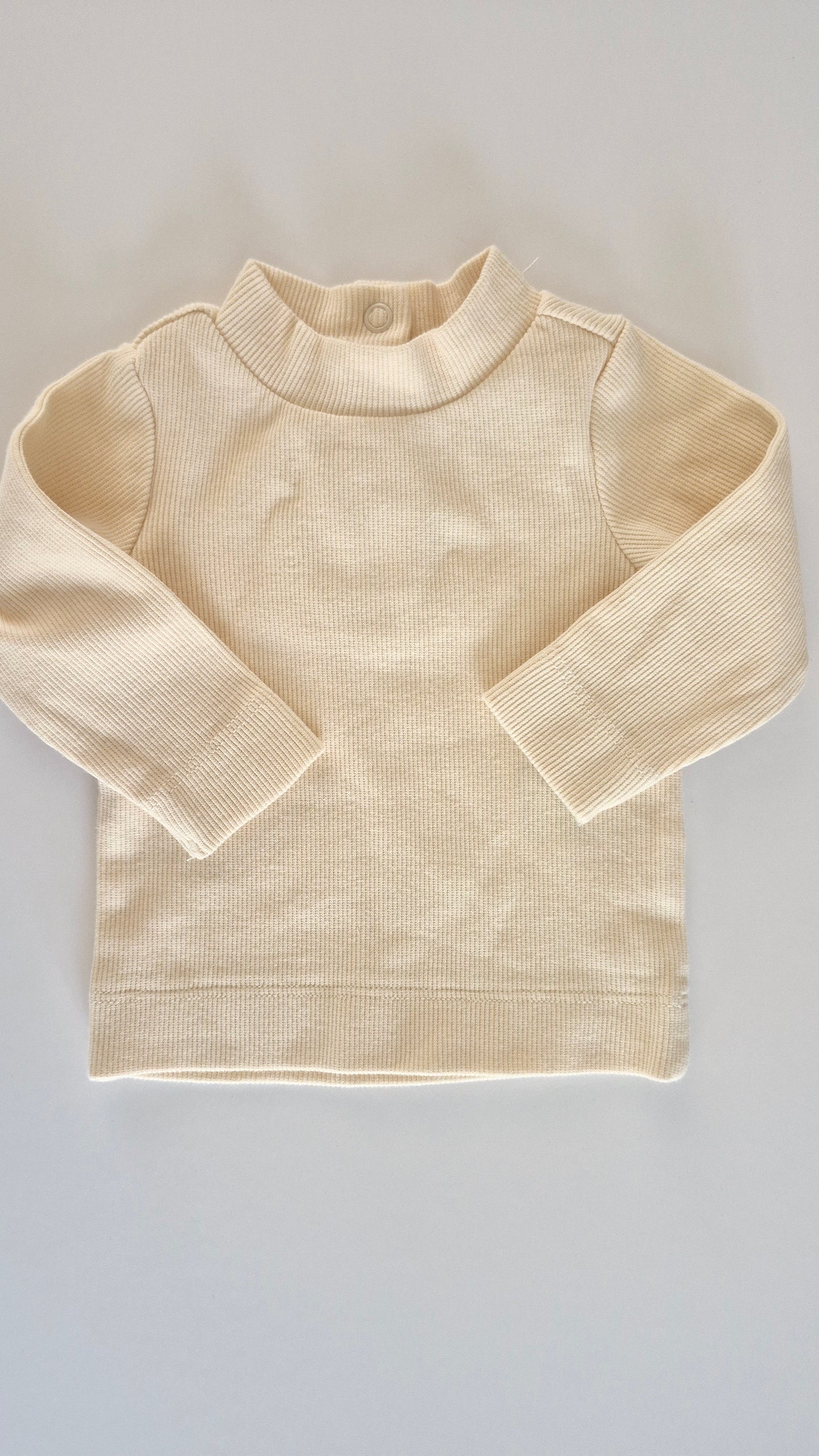 Chandail 2-4 mois H&M