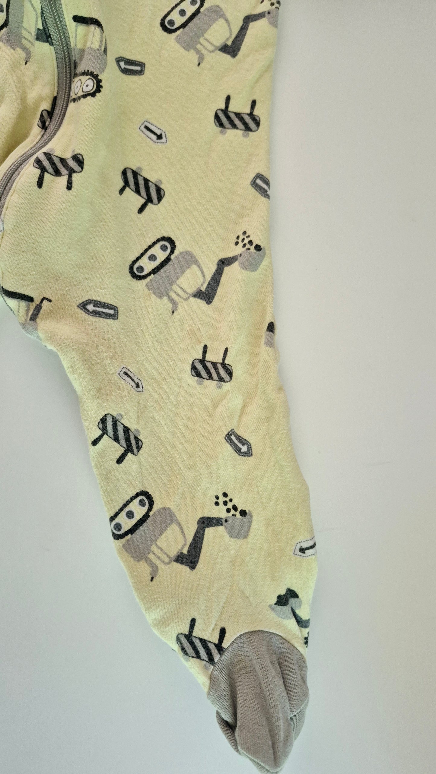 Pyjama 9 mois Tuffy (Imparfait voir photo)