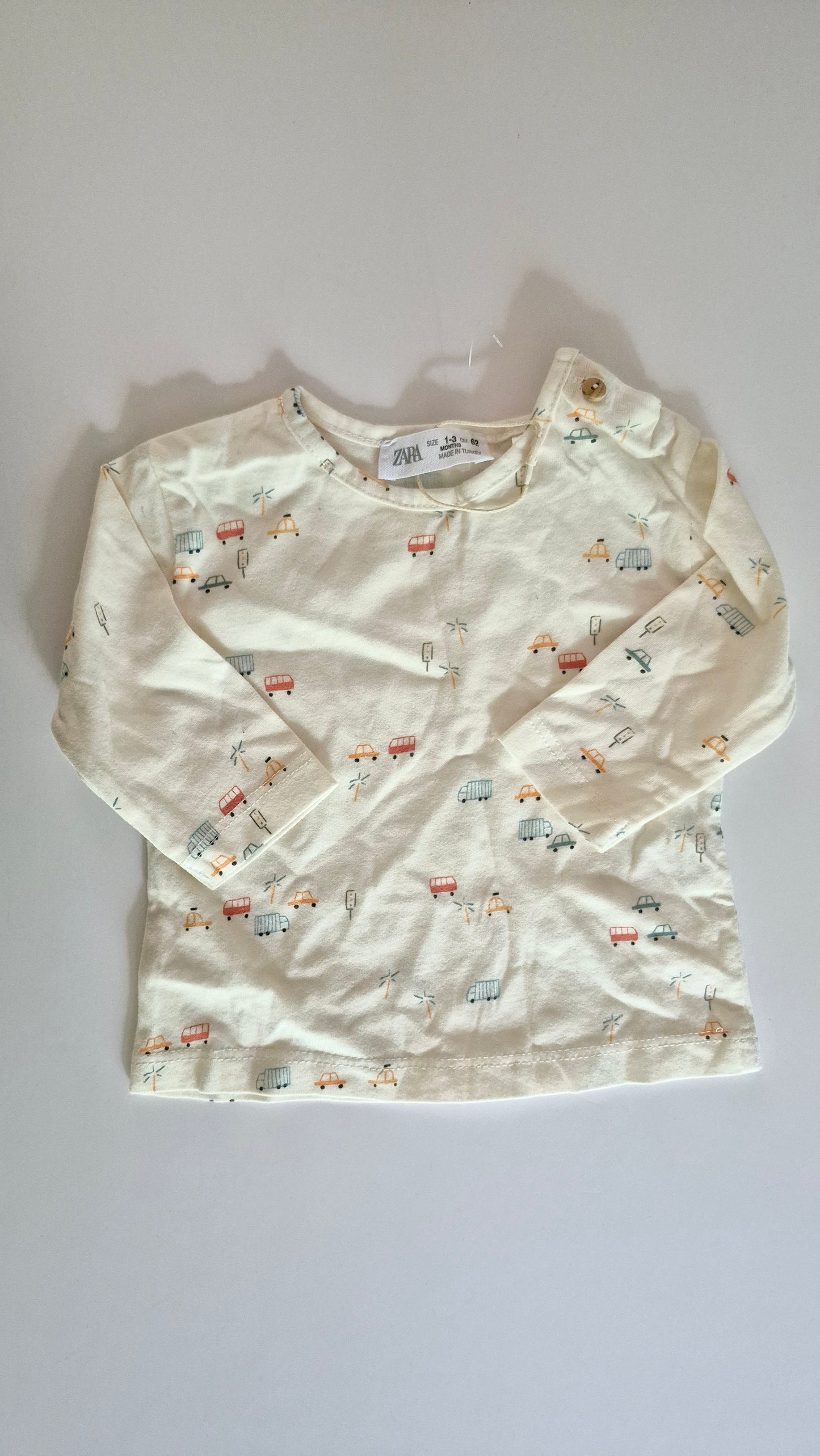 Chandail 1-3 mois Zara Neuf