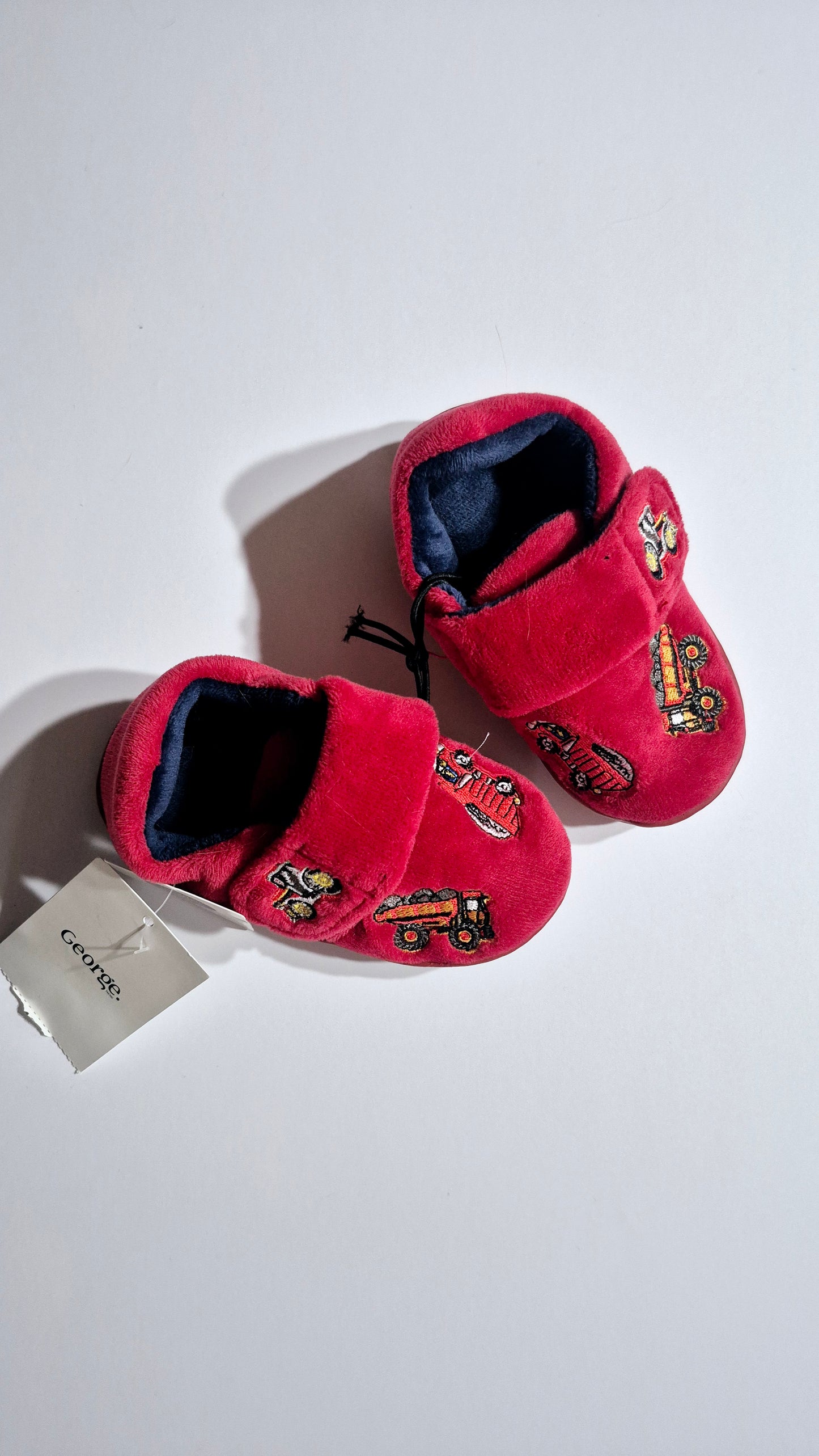 George Pointure 5-6 Neuf