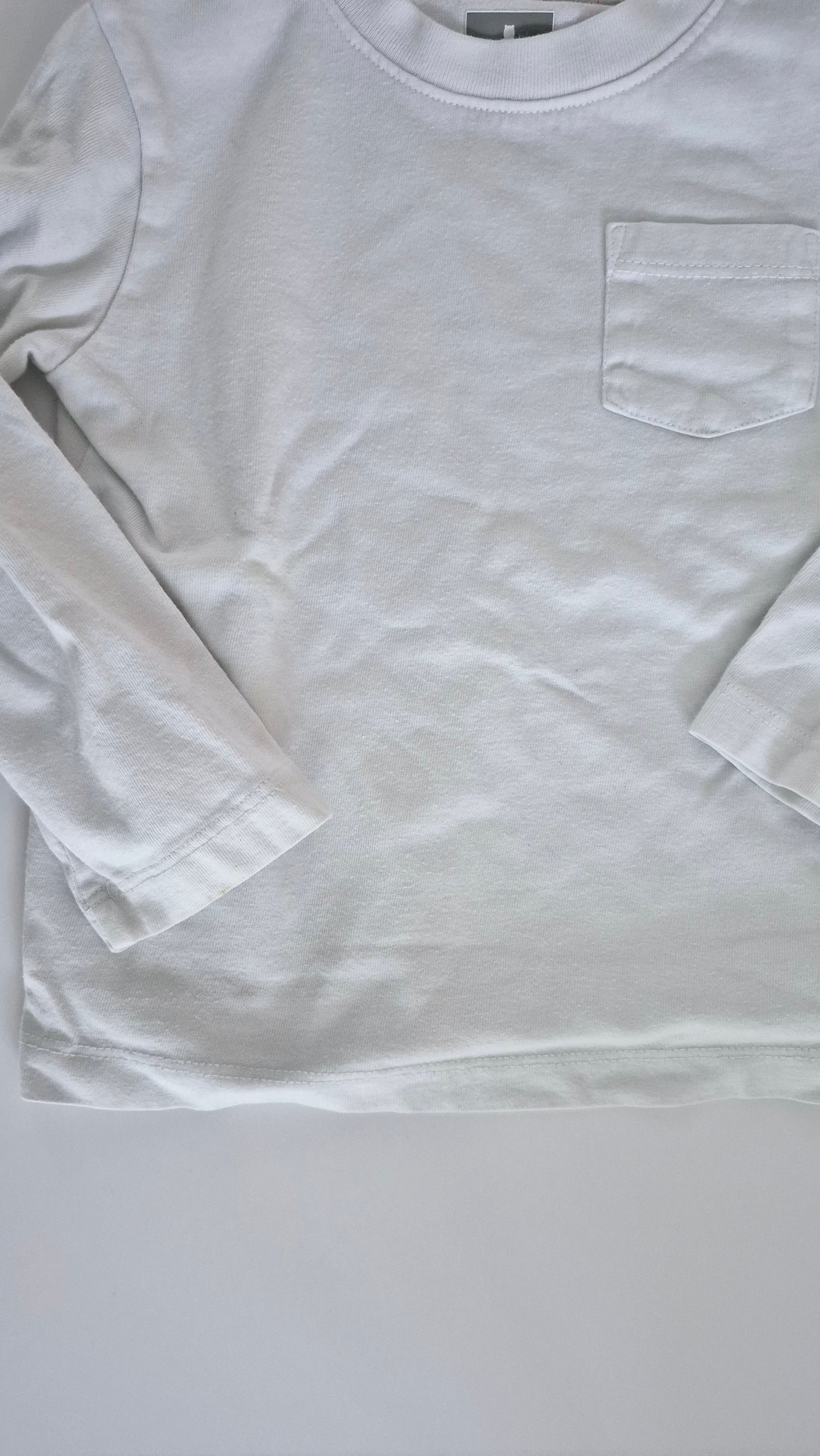 Chandail 3T Baby Gap (Imparfait léger voir photo)