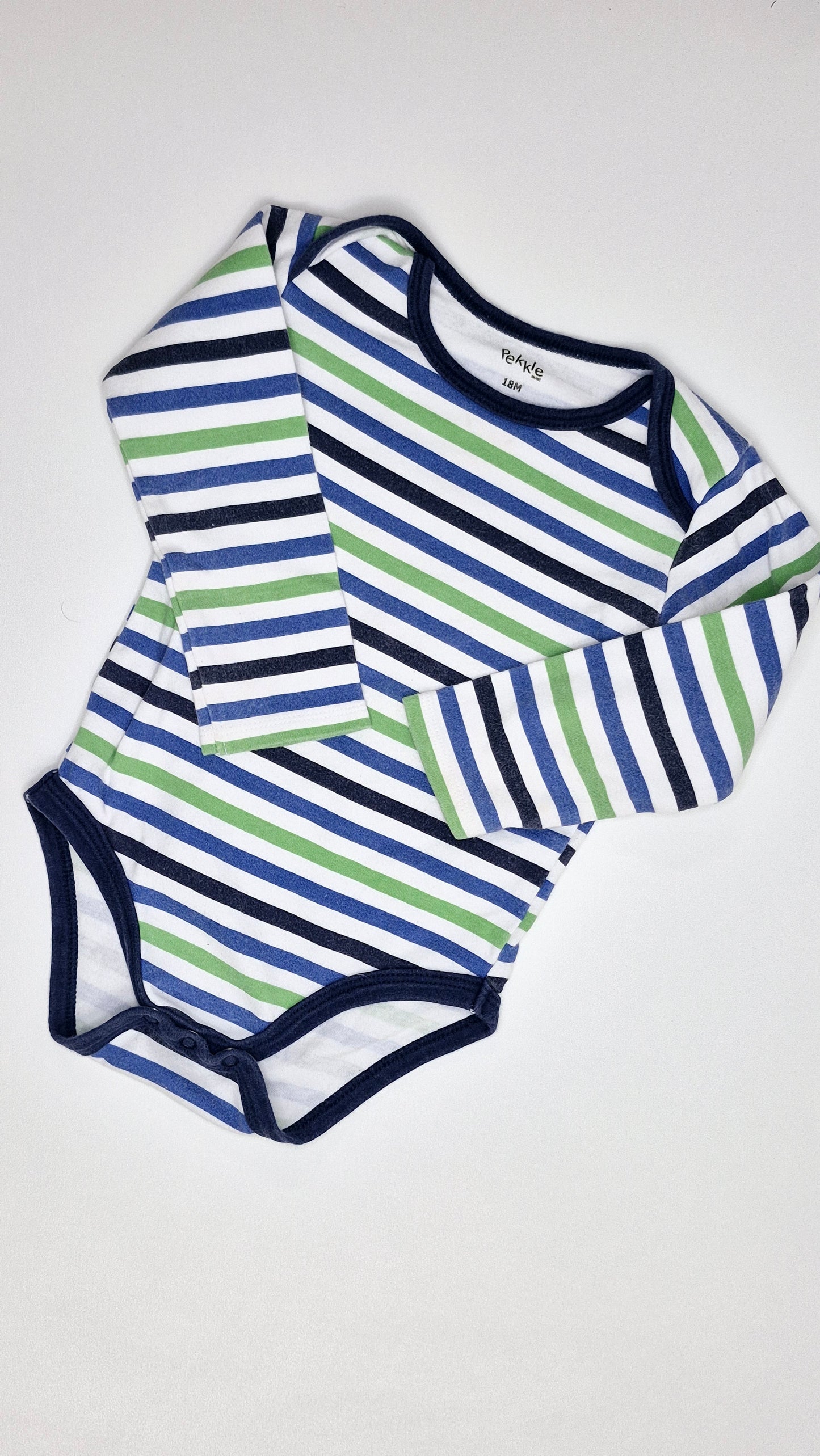 Cache Couche 18 mois Pekkle