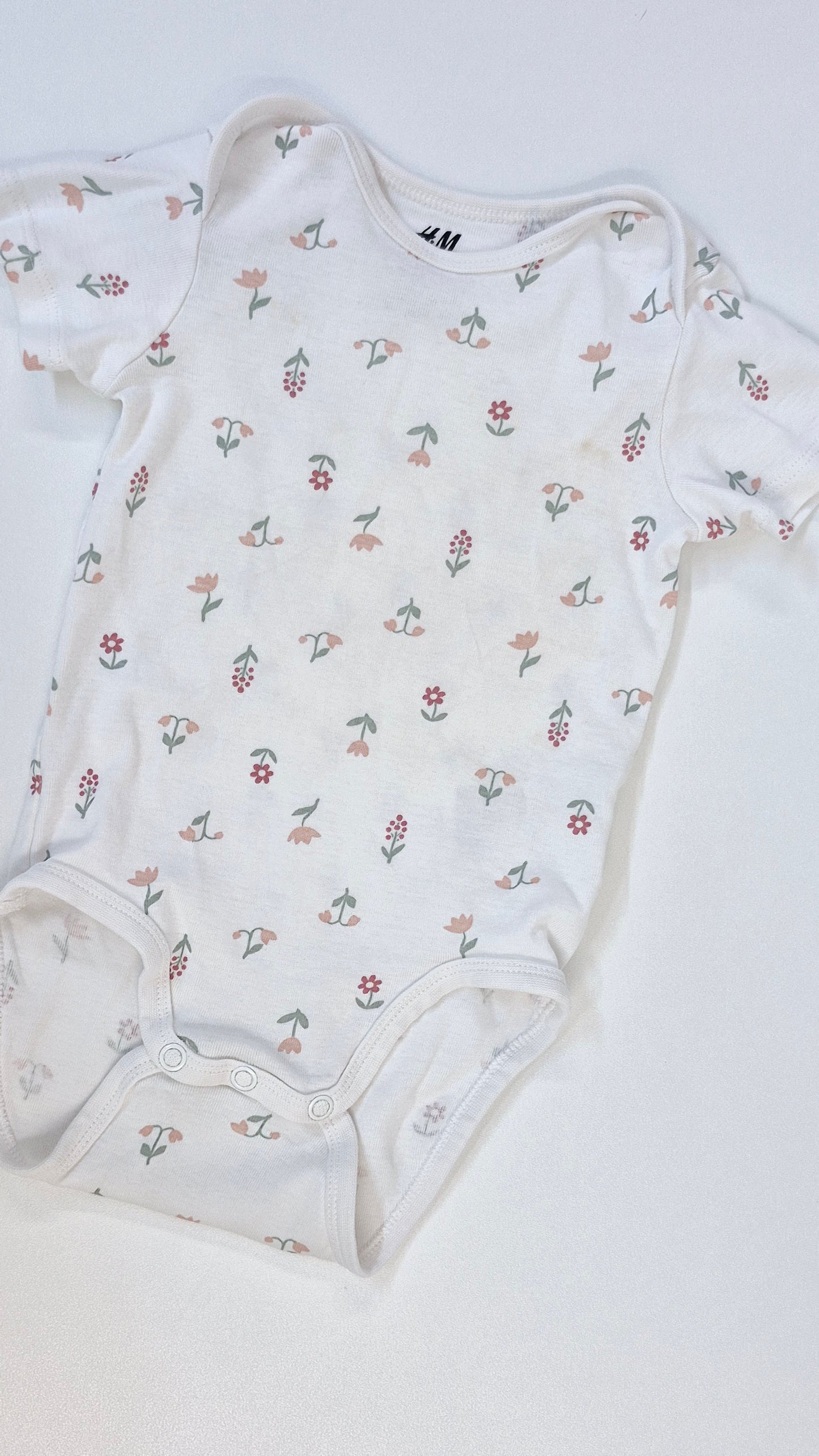 Cache Couche 9-12 mois H&M (Imparfait voir photo)