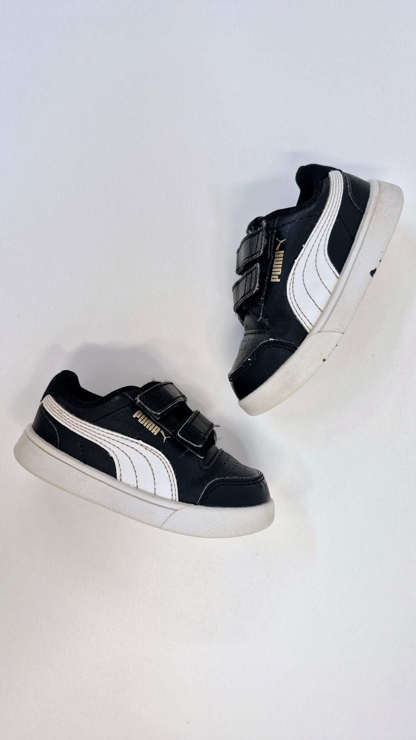 Puma Pointure 6C (légère imperfection sur le côté)