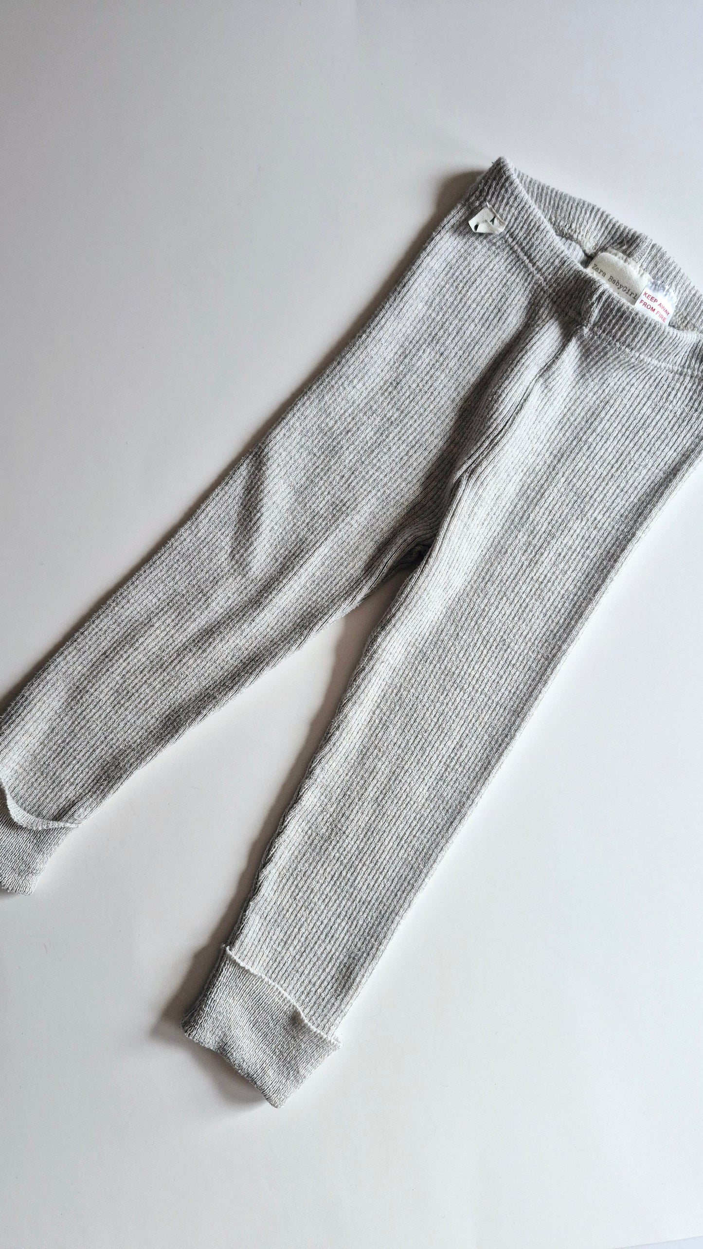 Pantalon  2-3T Zara