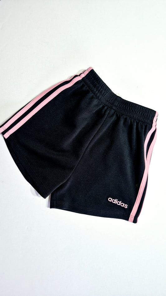 Culotte Courte 24 mois Adidas (Imparfait petite tache)