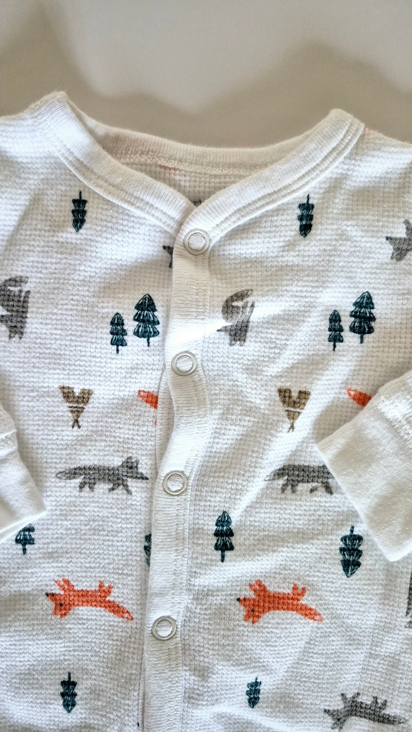 Pyjama 6 mois Carter's (Imparfait voir photo)