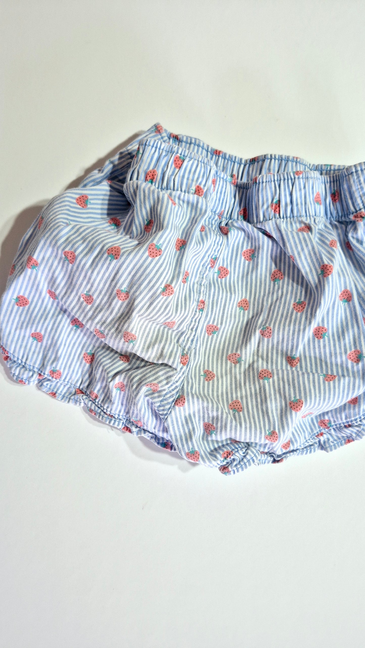 Culotte Courte 3T George (Imparfait sur les fesses voir photo)