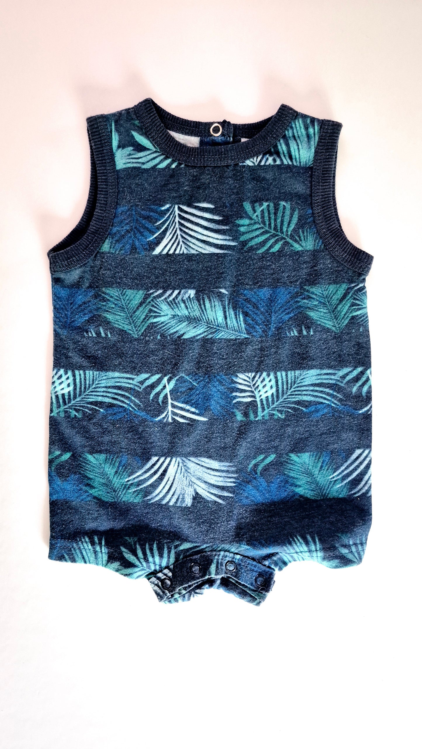 Une Pièce 3-6 mois George