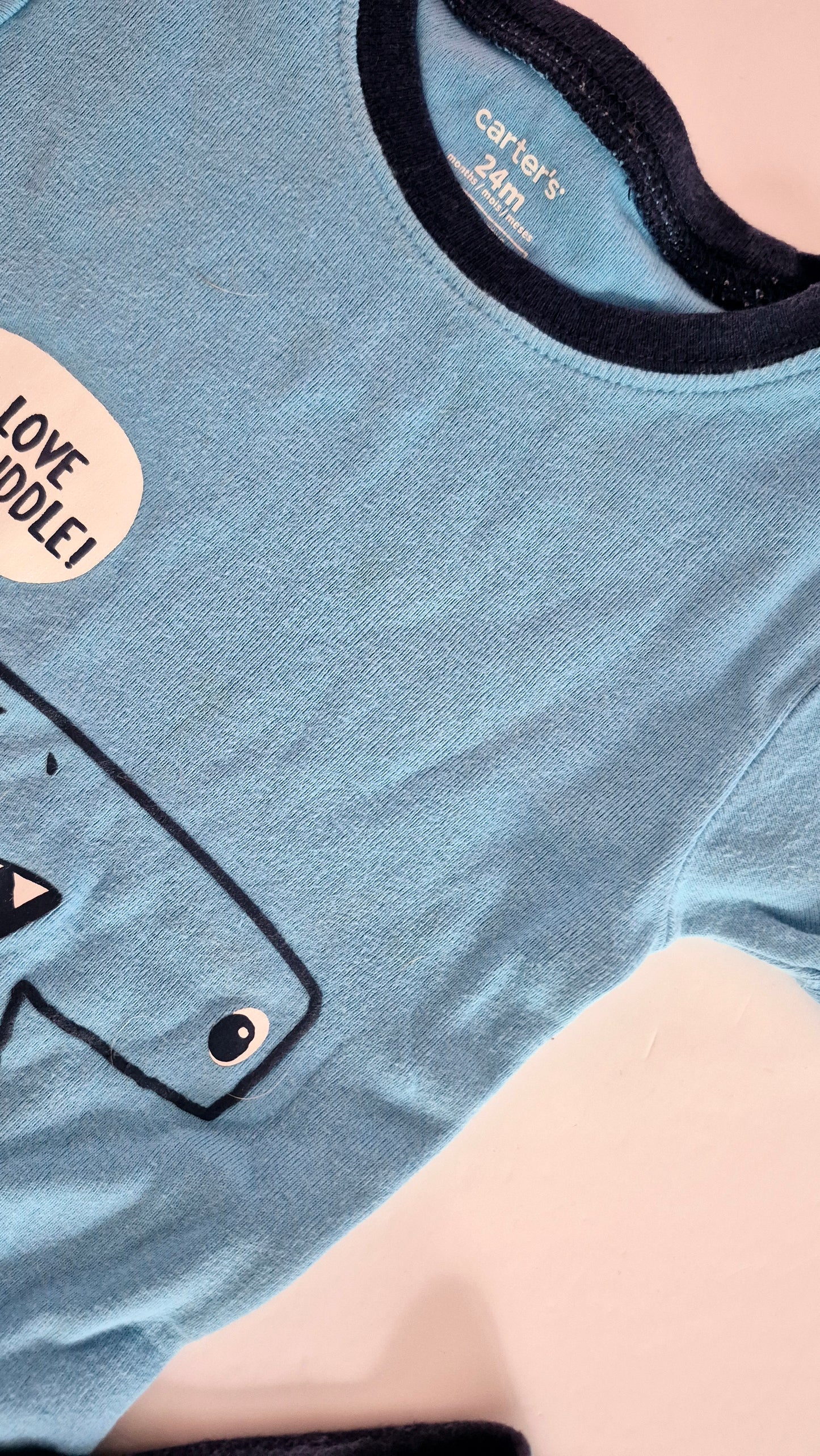 Pyjama 24 mois Carter's (Mini tache pale)