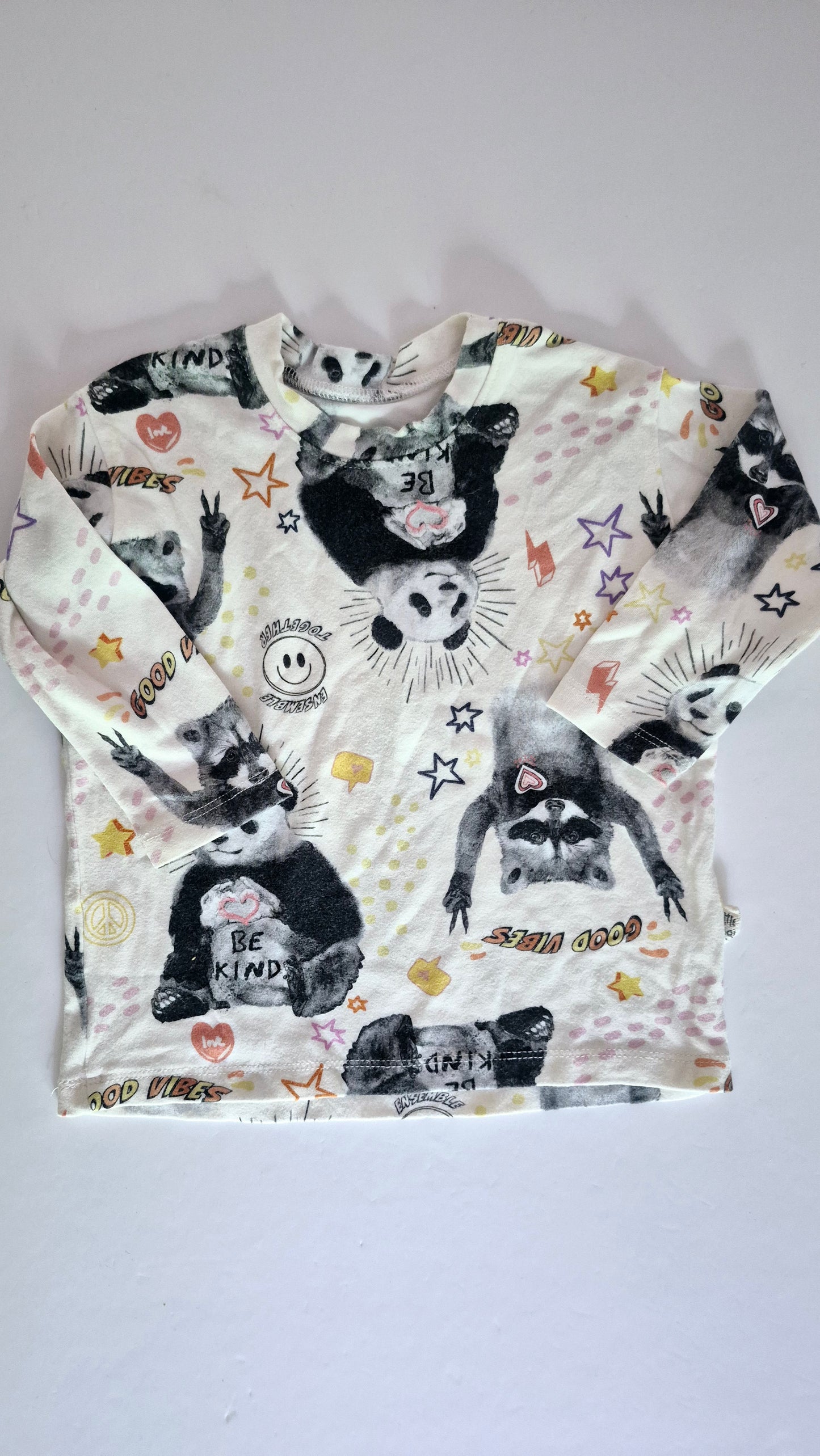 Chandail 6-12 mois Little yogi (Fait 12-18 mois)