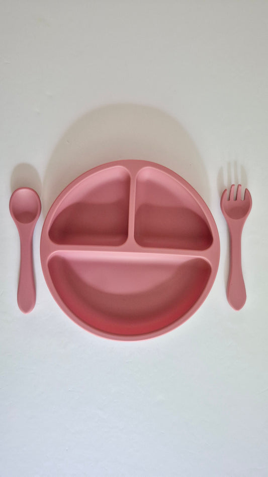 Assiette avec ustensiles en silicone