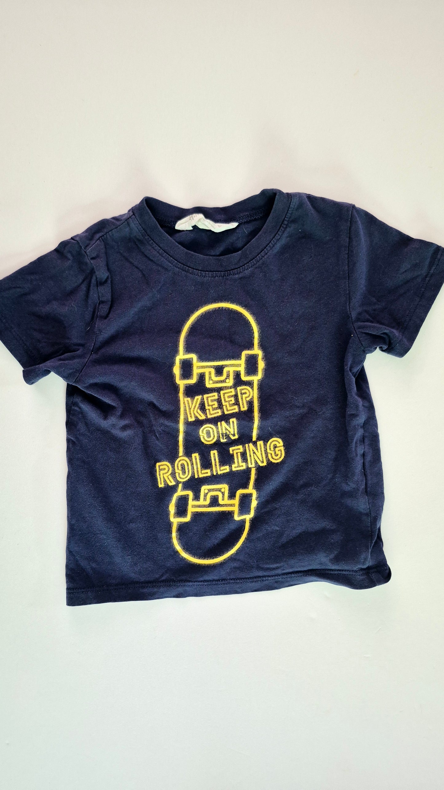 Chandail 1 1/2-2T H&M (Imparfait dessin craquer)