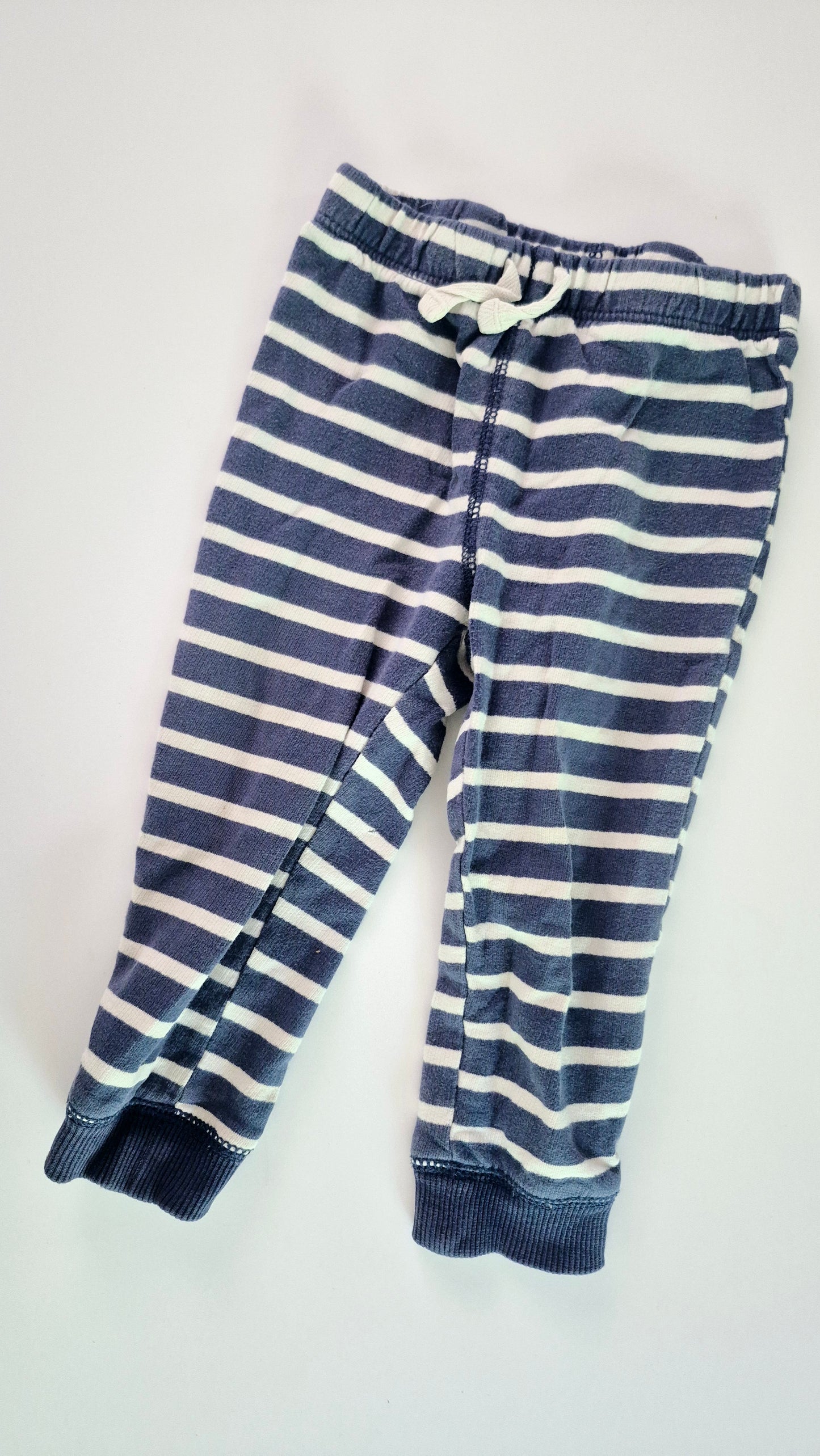 Pantalon 18 mois Carter's ( Imparfait voir photo)