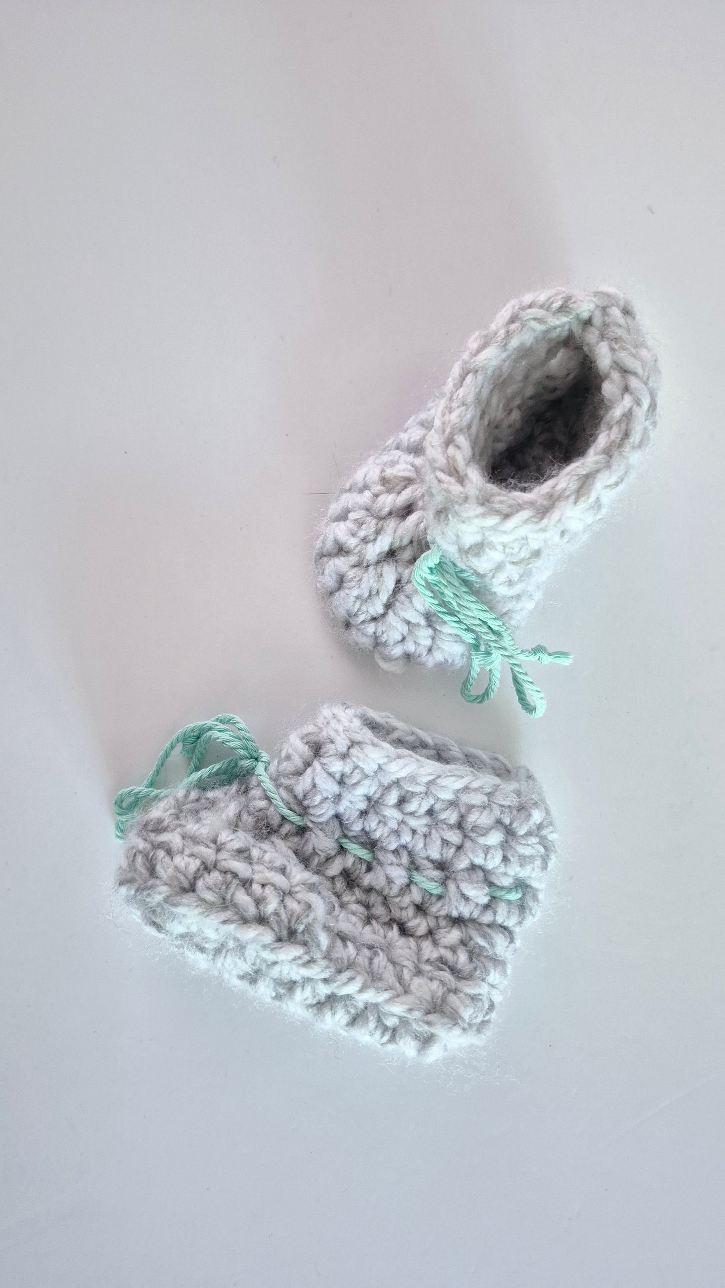 Pantoufles Pointure 3-6 mois (Fait à la Main)