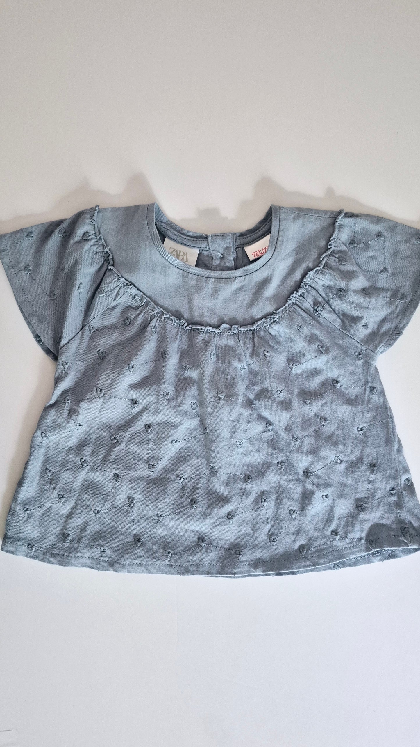 Chandail 6-9 mois Zara