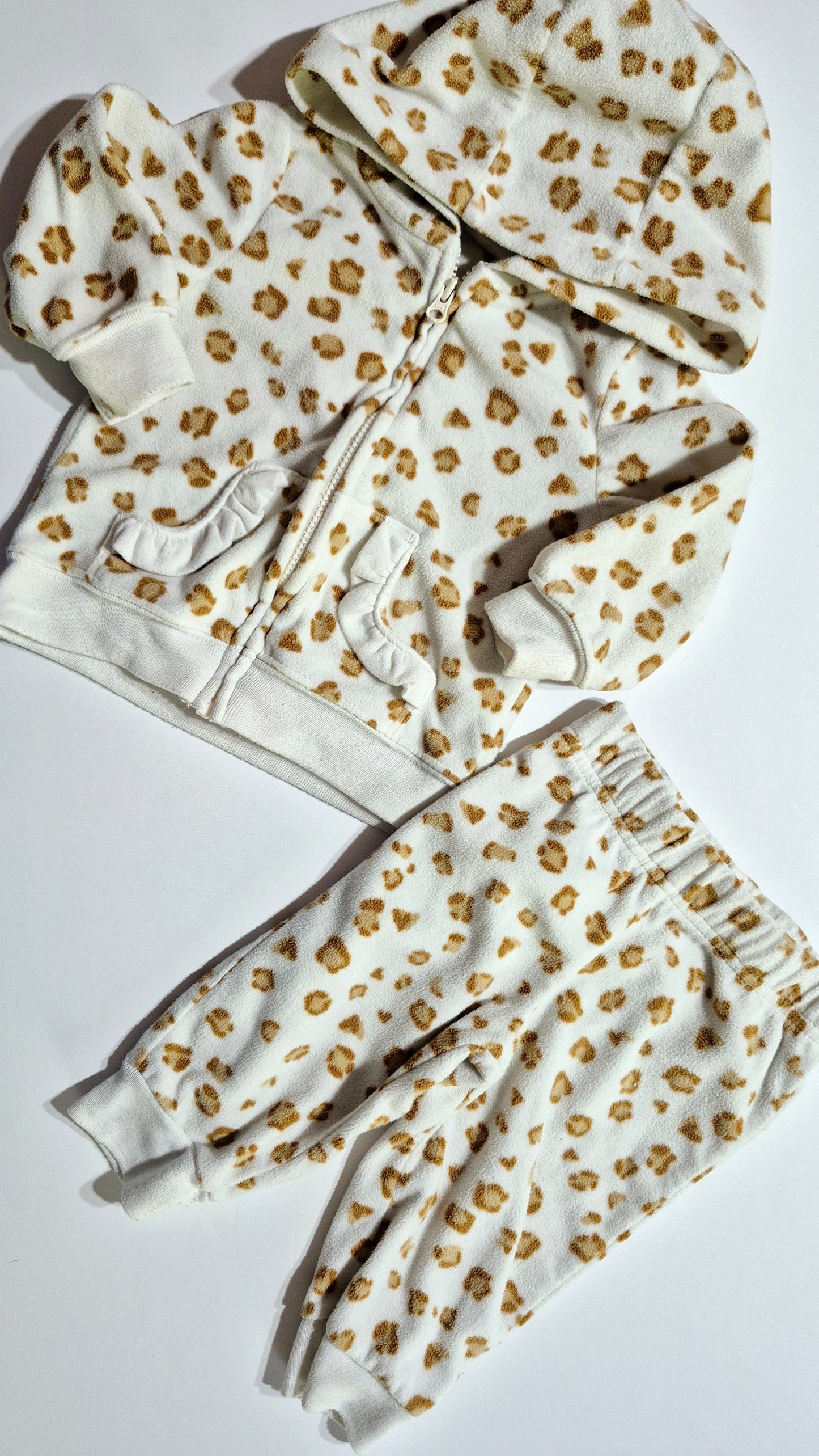 Ensemble 3-6 mois Carter's (Imparfait voir photo)