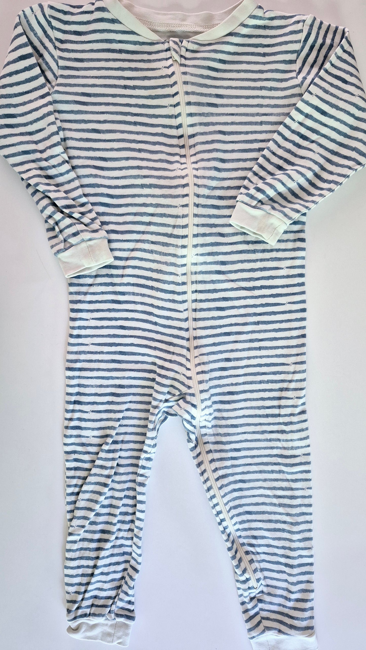 Pyjama 3T George (bout des manches légèrement moins blanc)