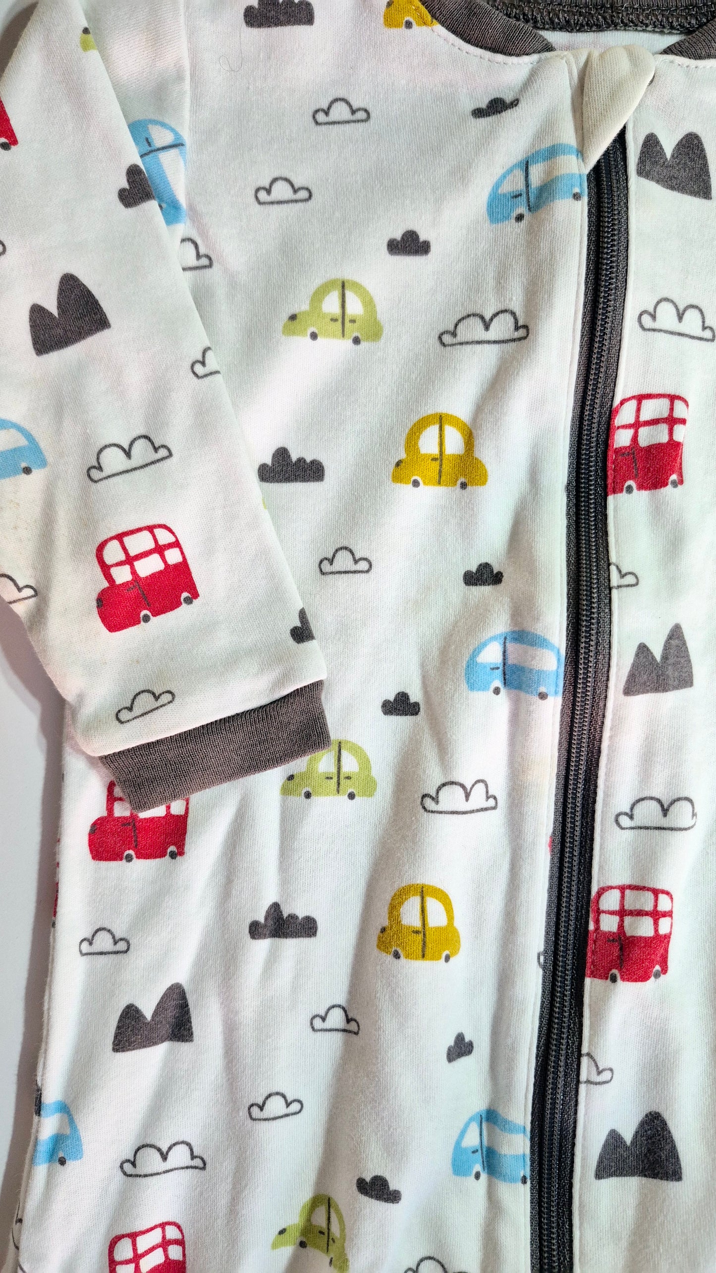 Pyjama 9 mois Tuffy (Imparfait voir photo)