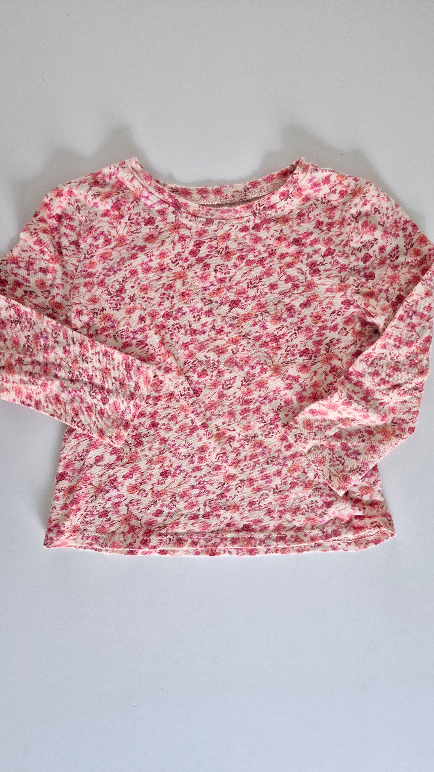 Chandail 3T Old Navy (Imparfait voir photo)