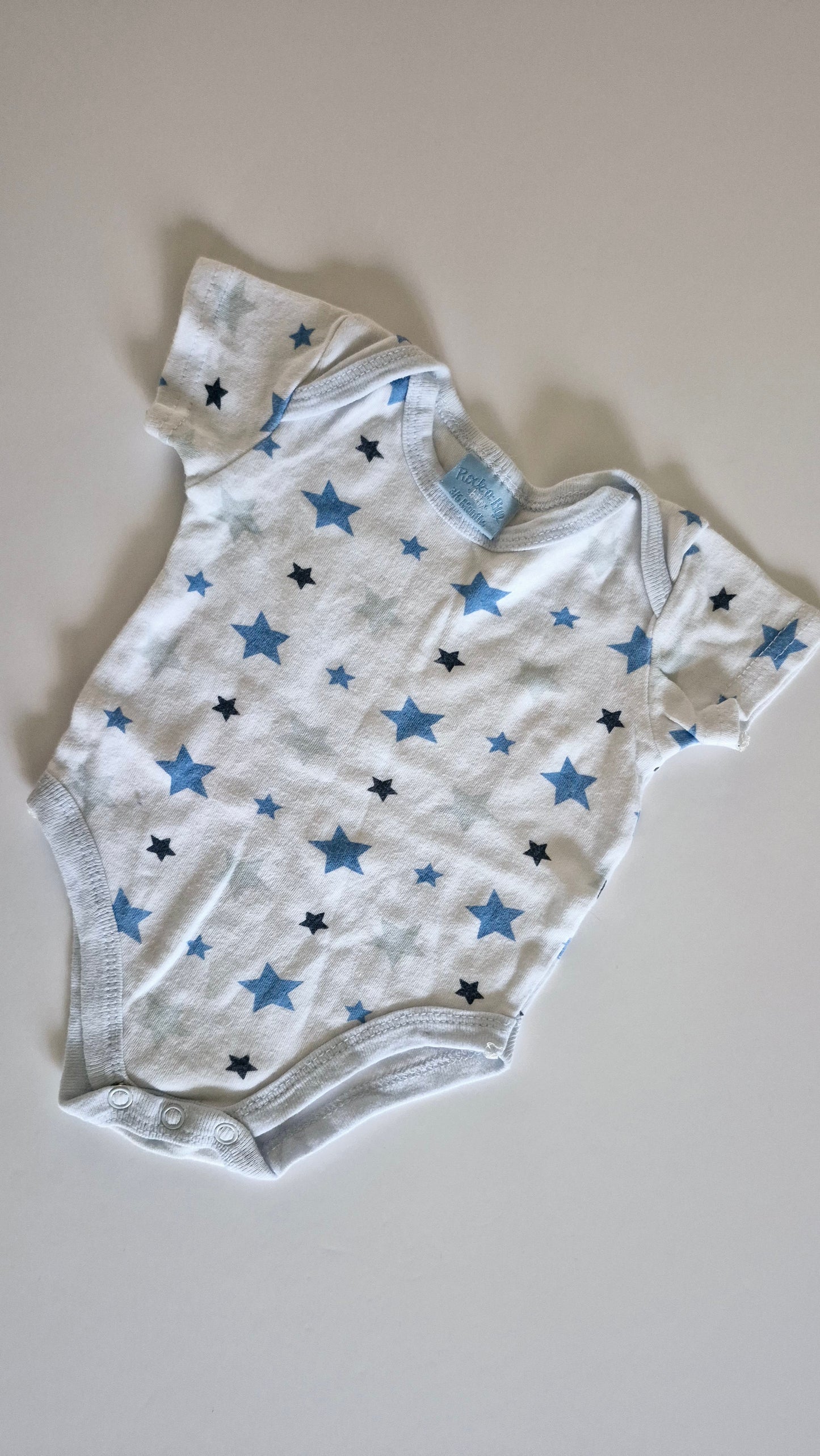 Cache Couche 3-6 mois