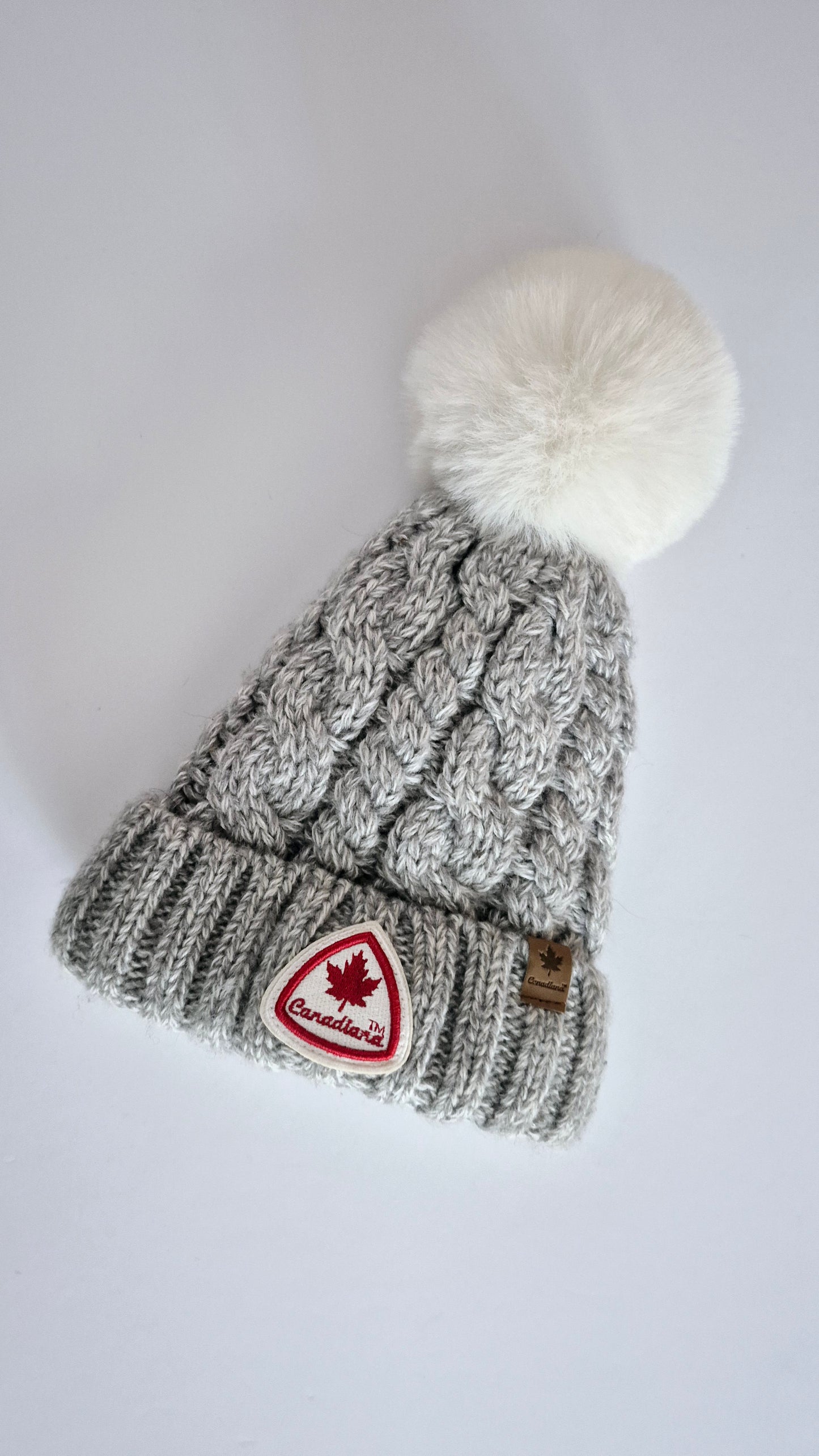 Tuque 7-16A Canadiana