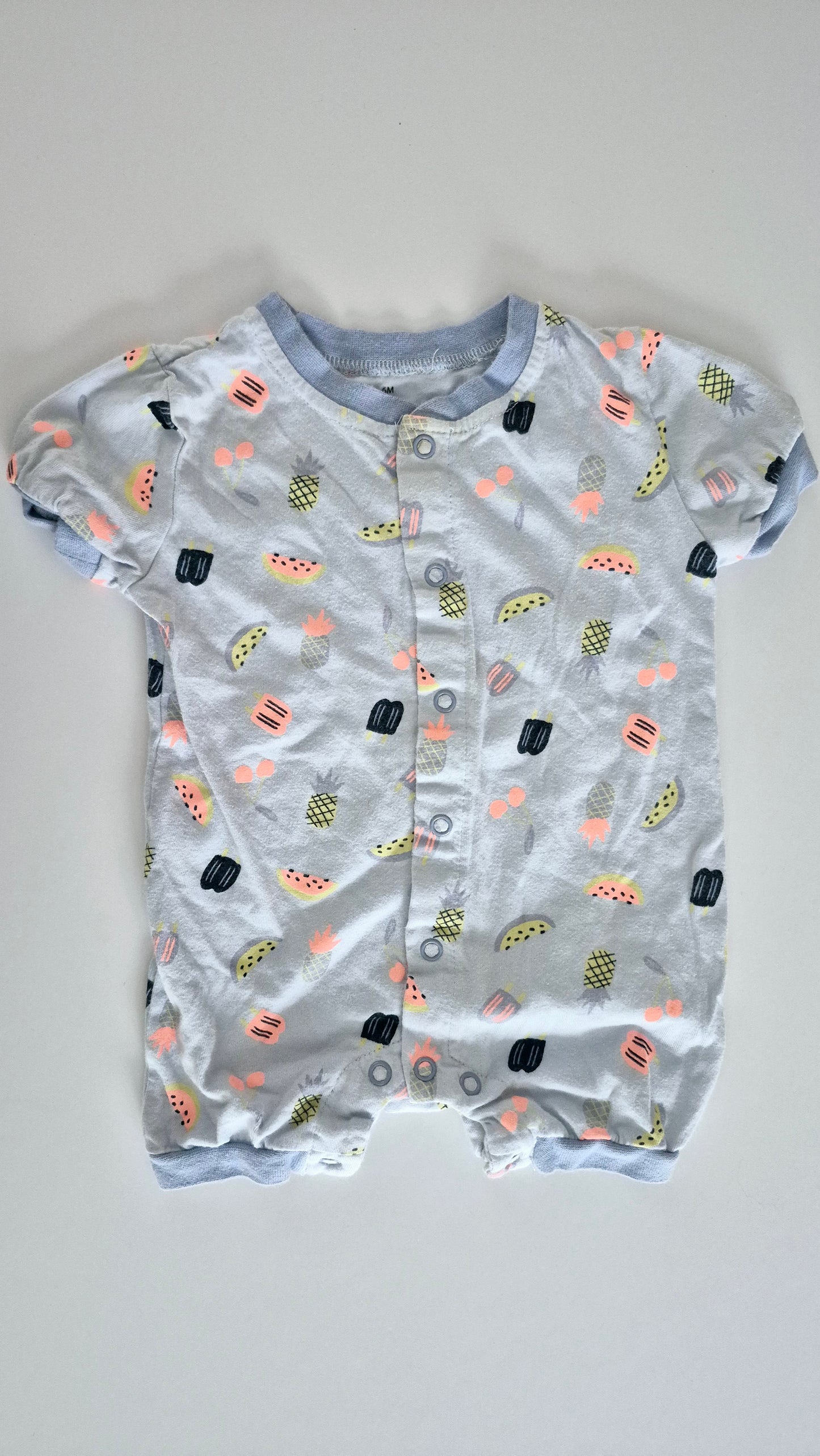 Une Pièce 6 mois Tag