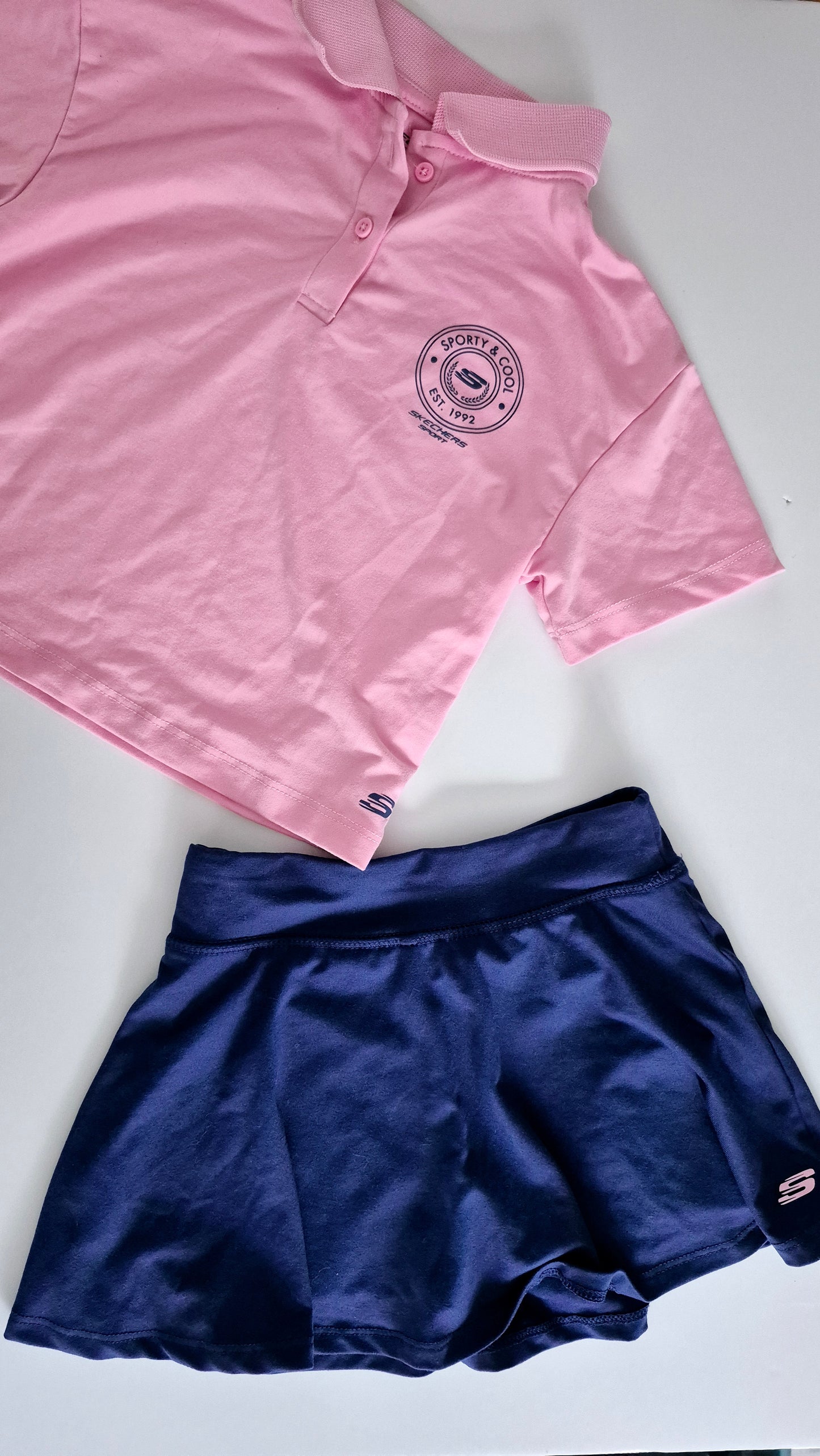 Ensemble 5T Sketchers