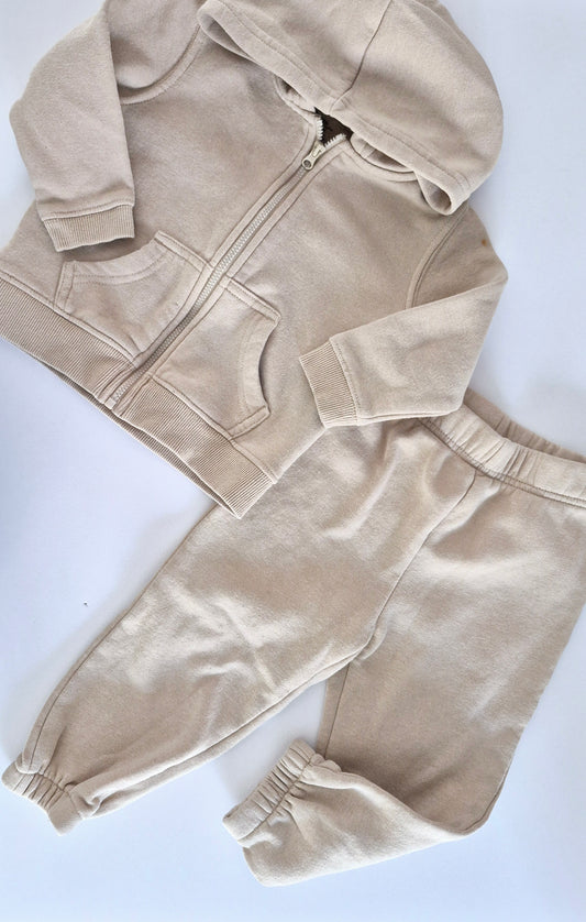 Ensemble 18-24 mois George (Imparfait voir photo)