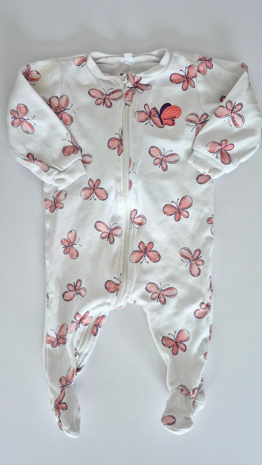 Pyjama 6 mois Pekkle (Imparfait voir photo)