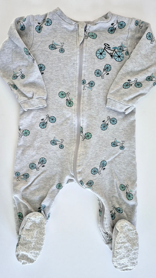 Pyjama 12 mois Pekkle (Imparfait léger voir photo)