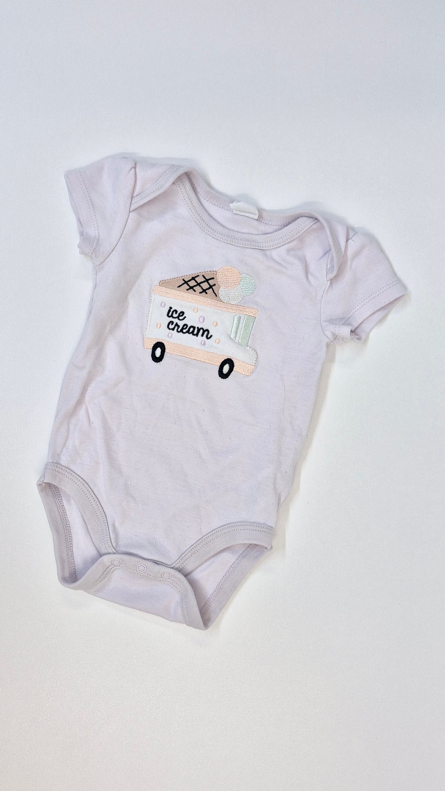 Cache Couche 6 mois Pekkle