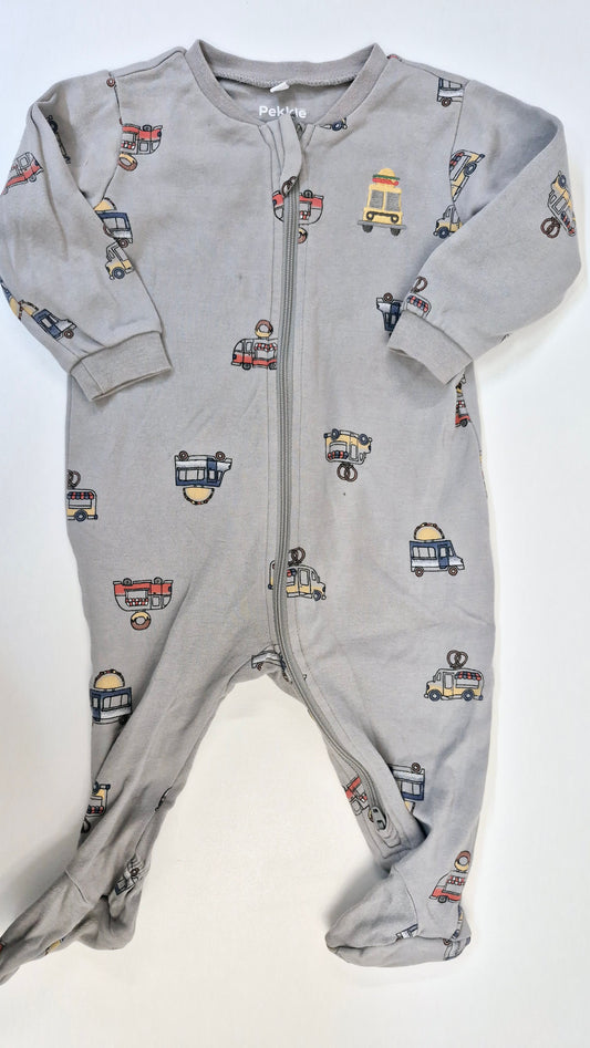 Pyjama 6 mois Pekkle (Imparfait pâle voir photo)