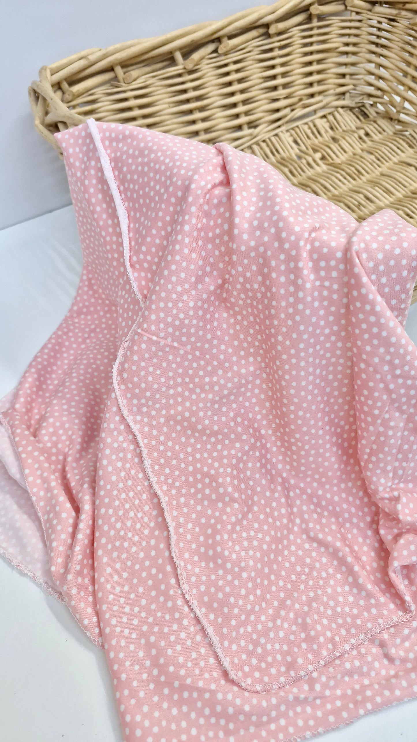 Couverture 38x28 Necessities