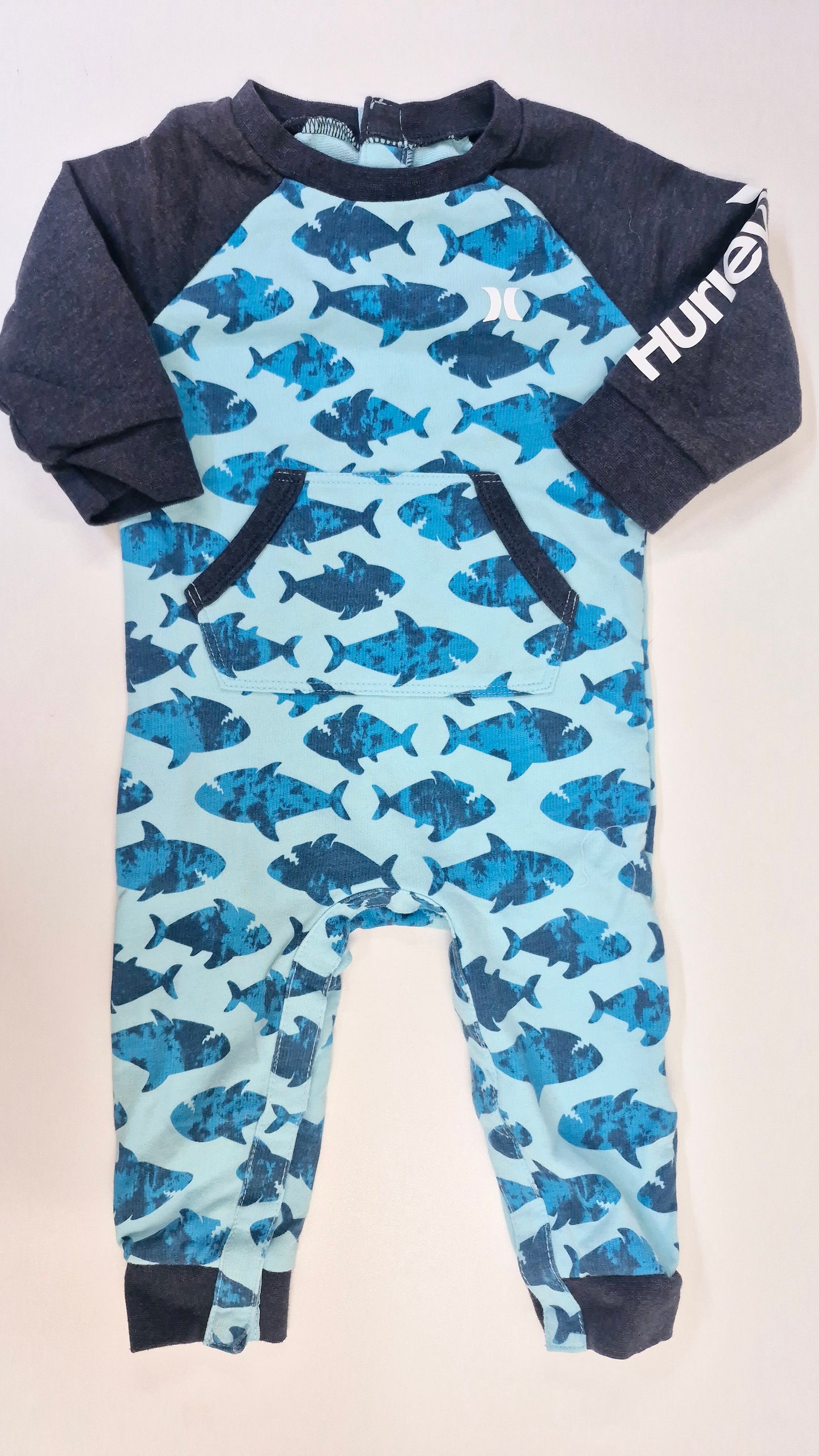 Une Pièce 12 mois Hurley