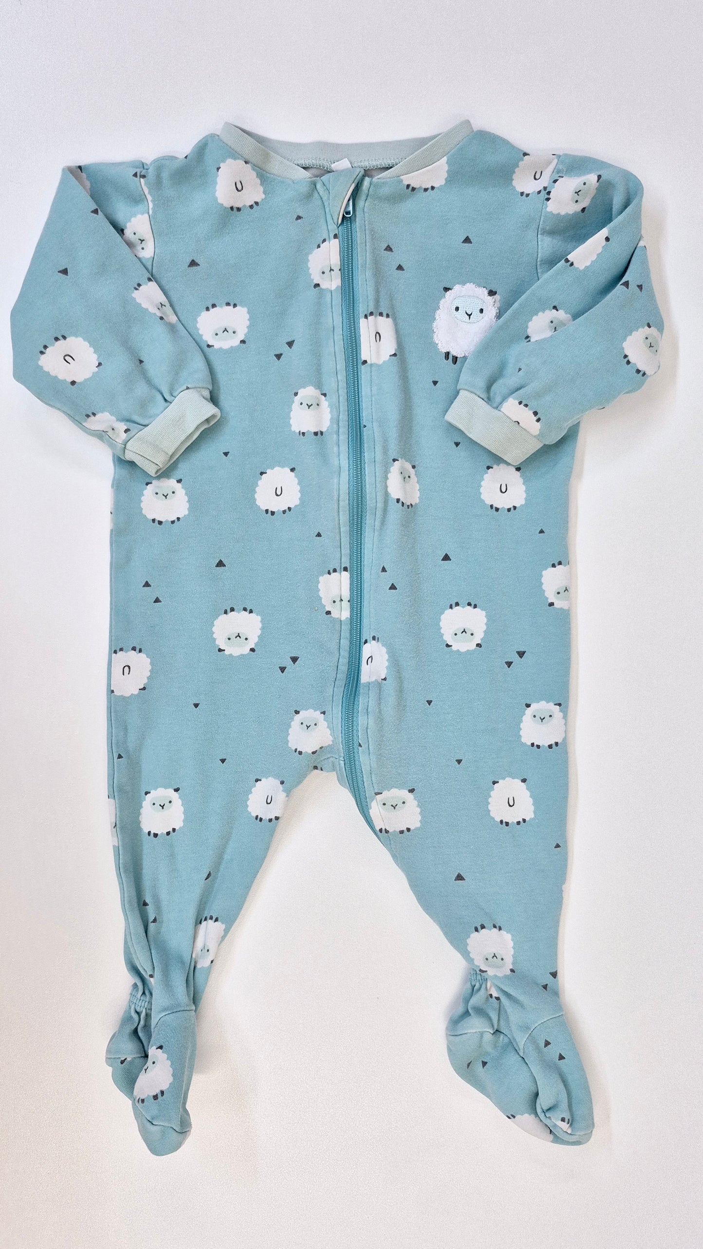 Pyjama 6 mois Pekkle (collet légèrement jauni)