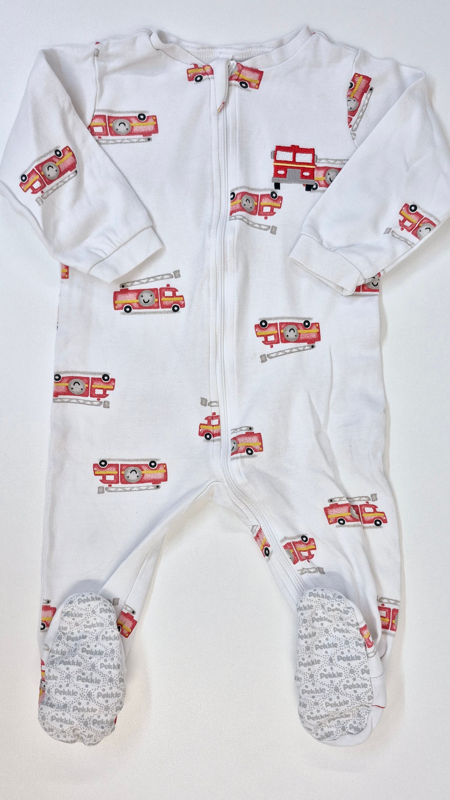 Pyjama 12 mois Pekkle (Imparfait léger voir photo)