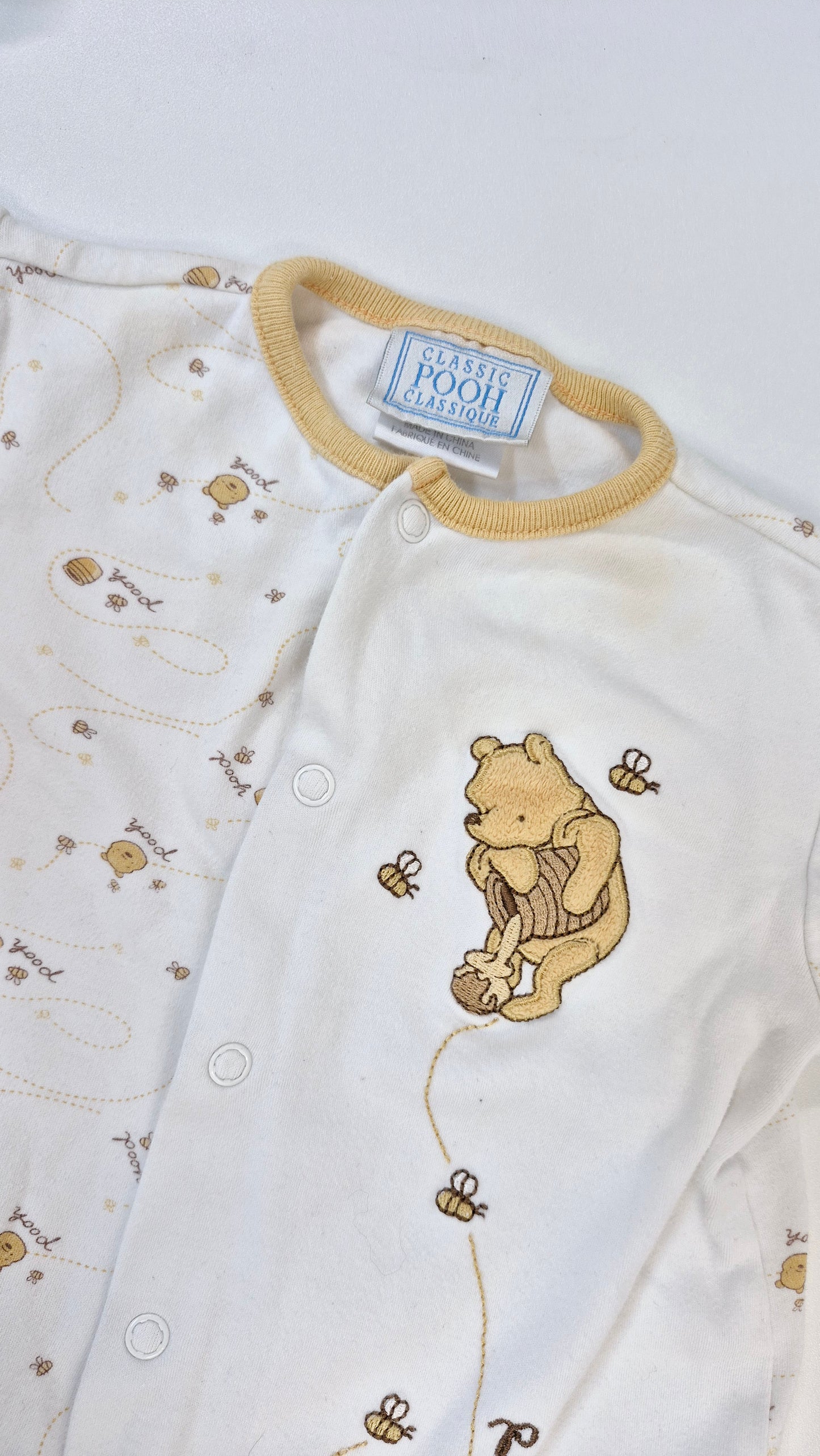 Pyjama 9 mois Pooh Vintage (collet jauni)