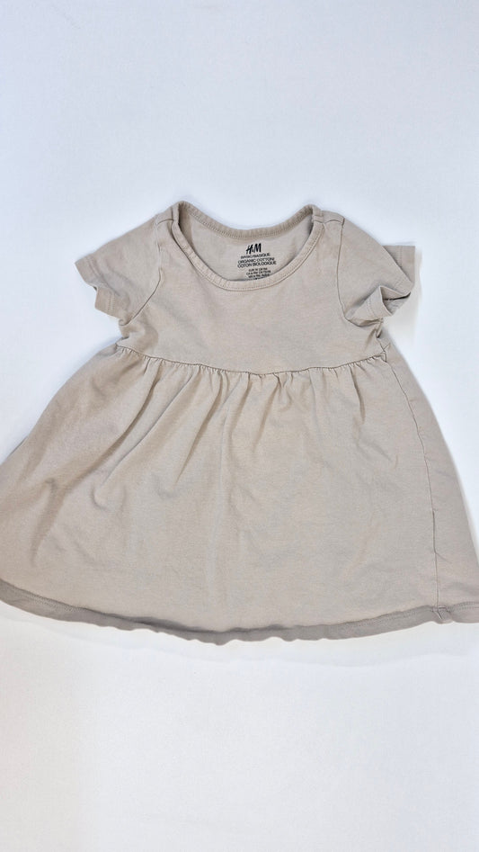 Robe 6-9 mois H&M