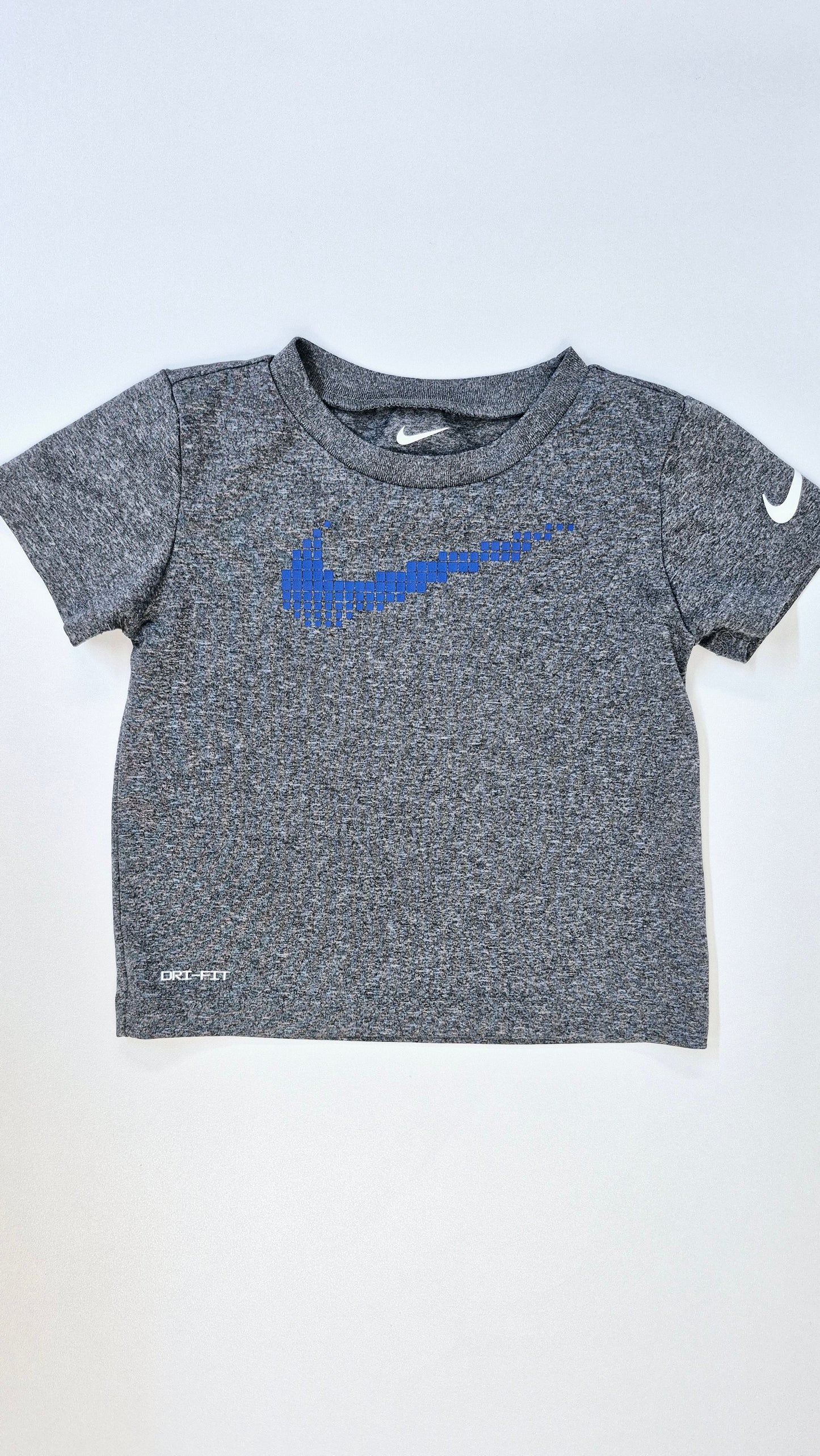 Chandail 24 mois nike