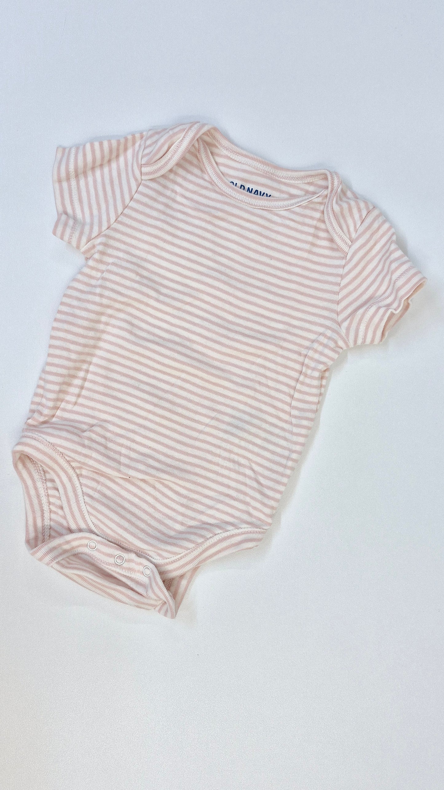 Cache Couche 3-6 mois Old Navy