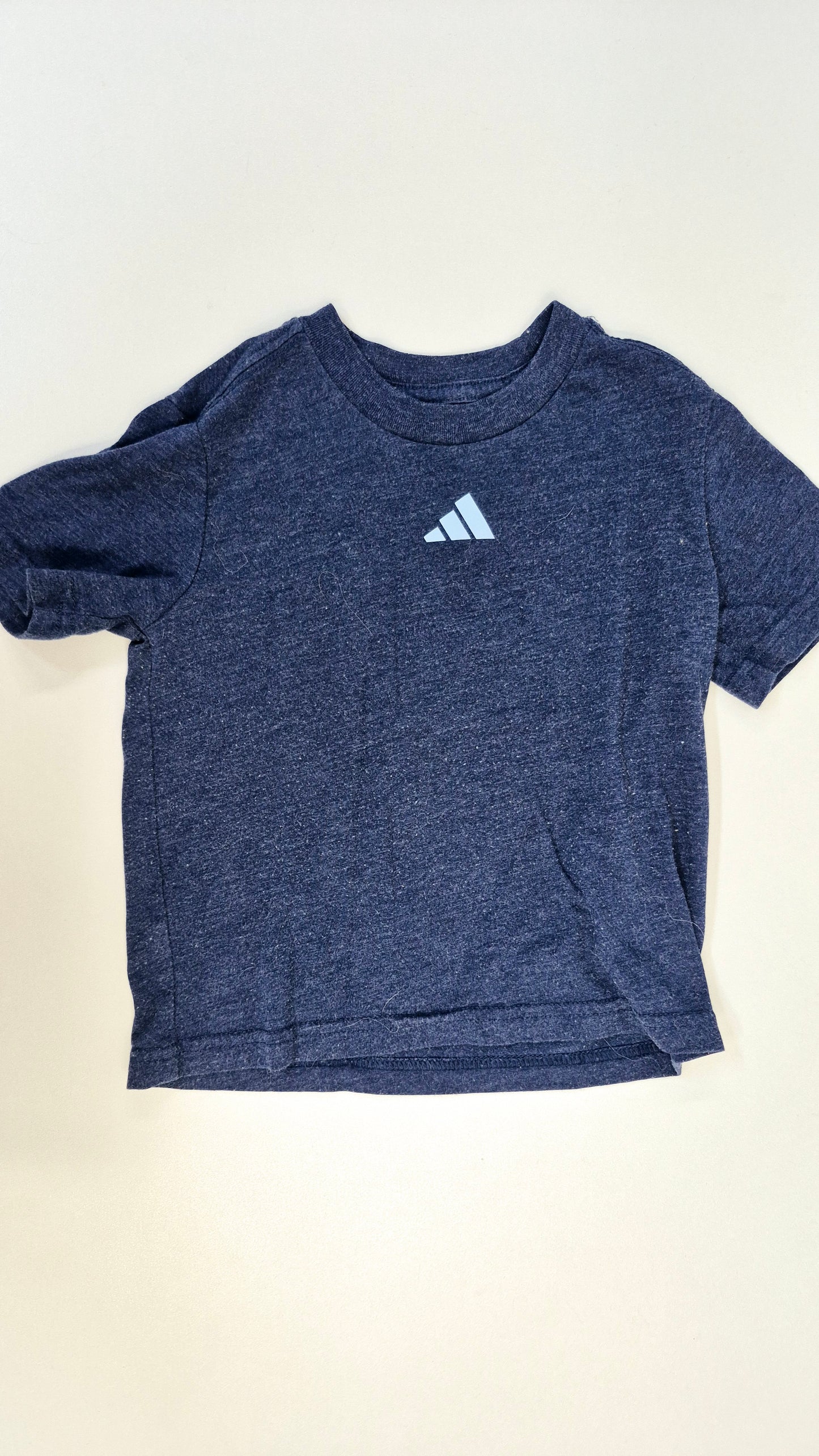 Chandail 2T Adidas
