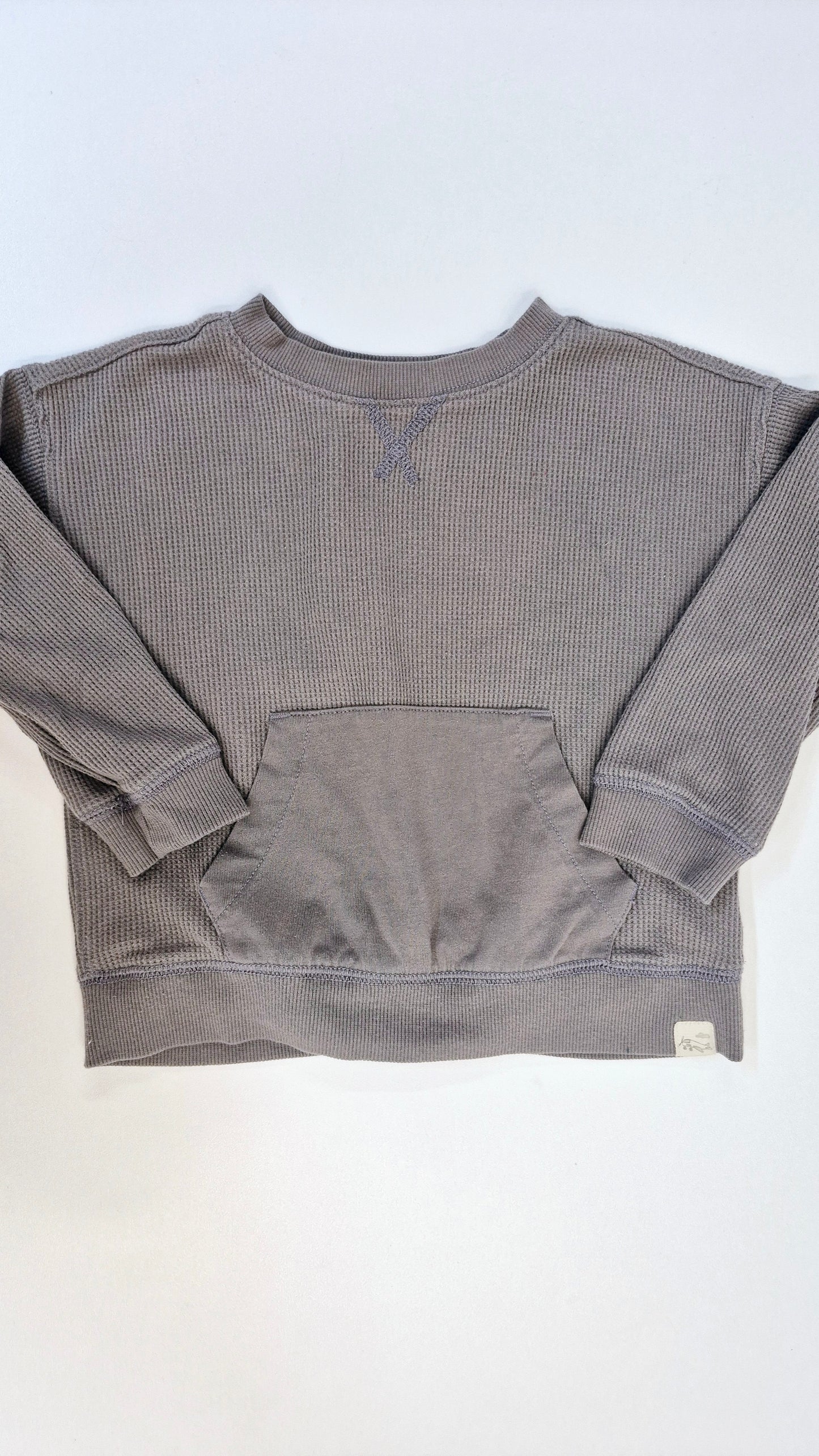 Chandail 2T Carter's (Imparfait petite trace de crayon)
