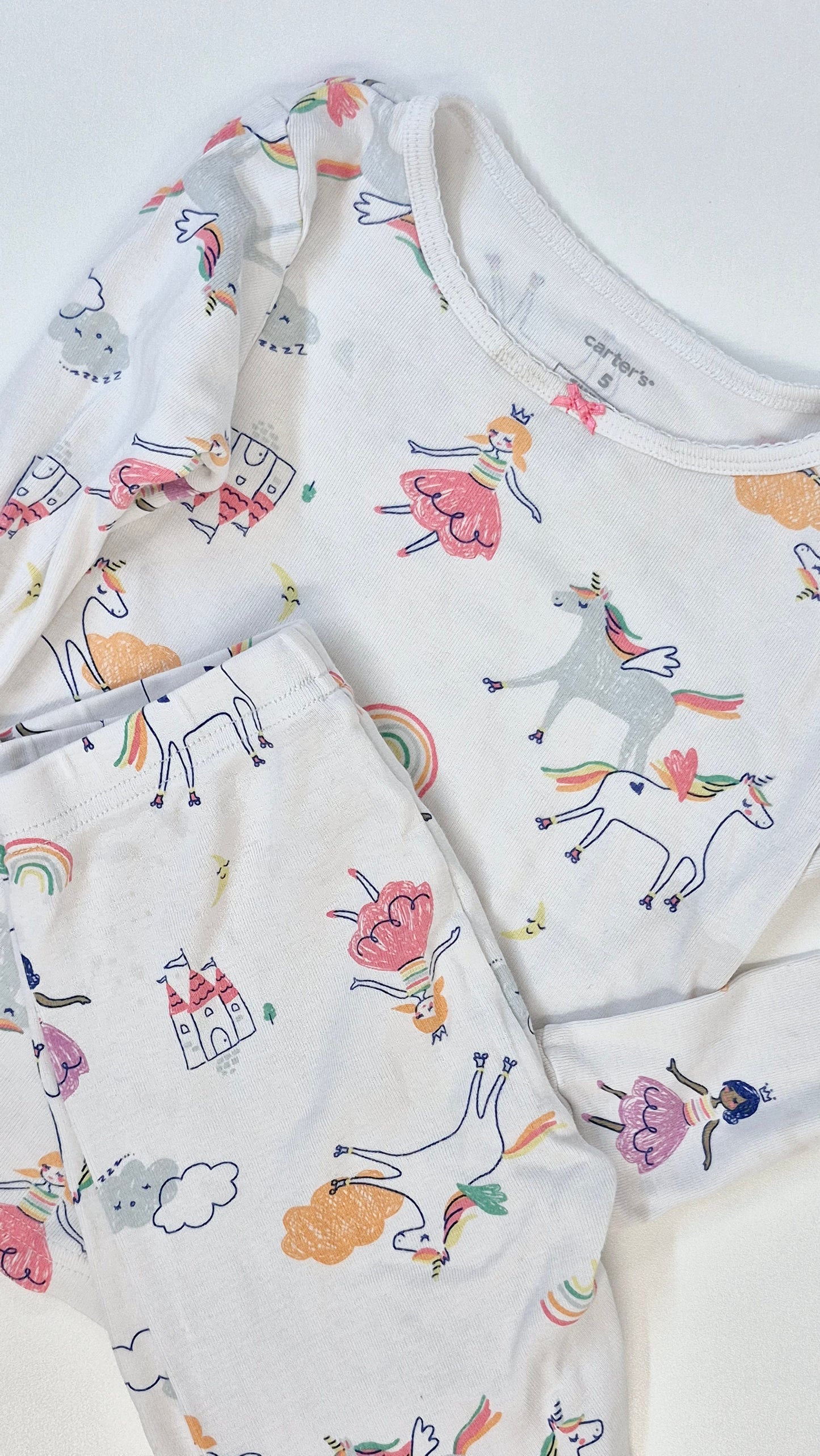 Pyjama 5T Carter's (Imparfait voir photo)