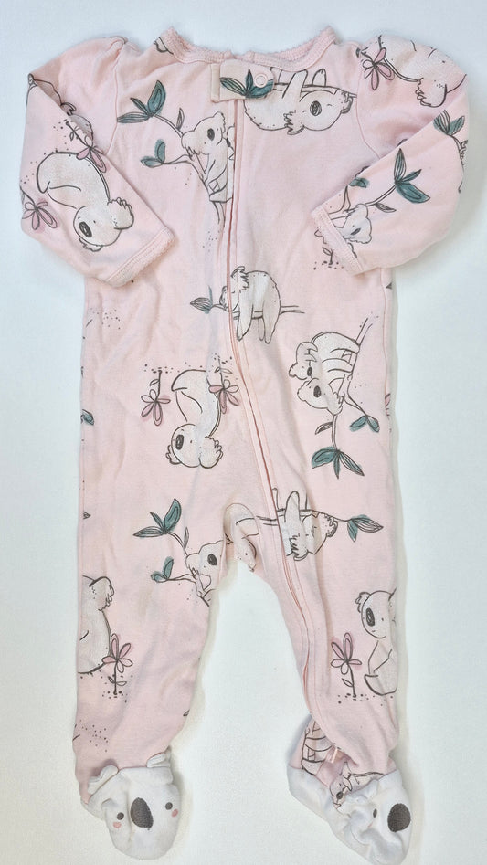 Pyjama 9 mois Carter's (Imparfait jauni voir photo)