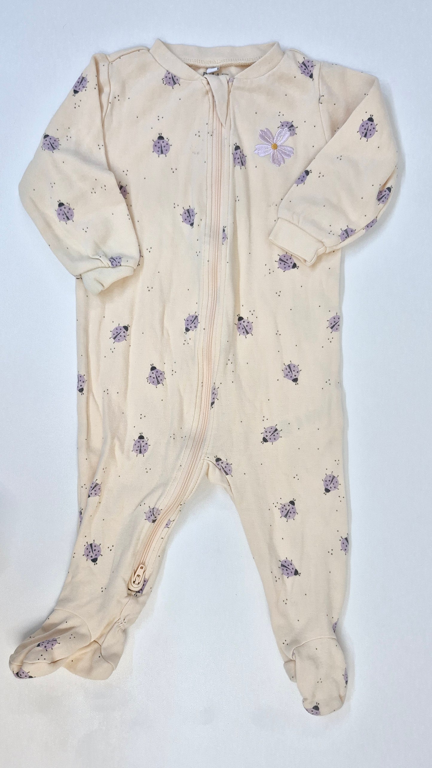 Pyjama 9 mois Pekkle (Imparfait léger voir photo)