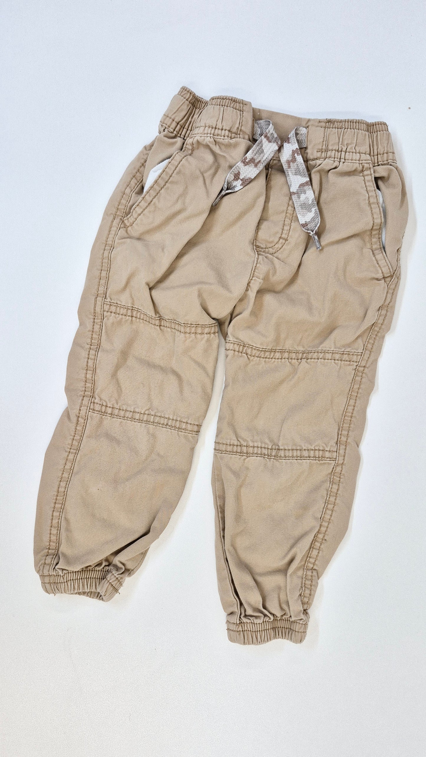 Pantalon 18 mois OshKosh (sans étiquette)