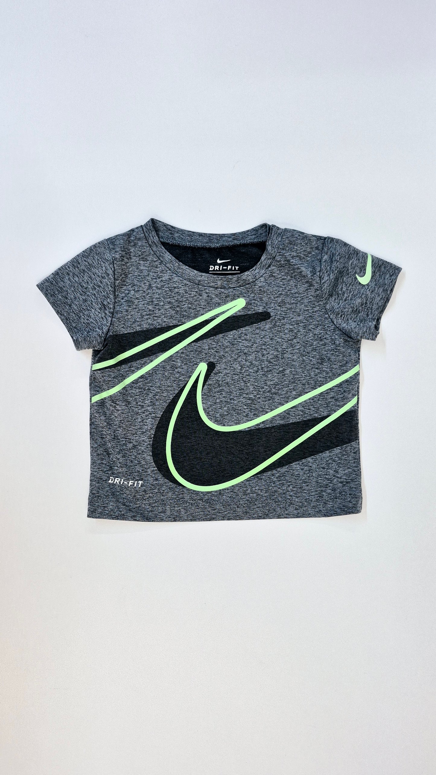Chandail 6 mois Nike