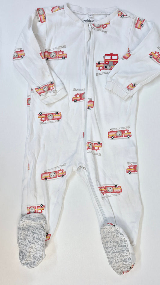 Pyjama 12 mois Pekkle (Imparfait au collet pale ne paraît pas sur photo)